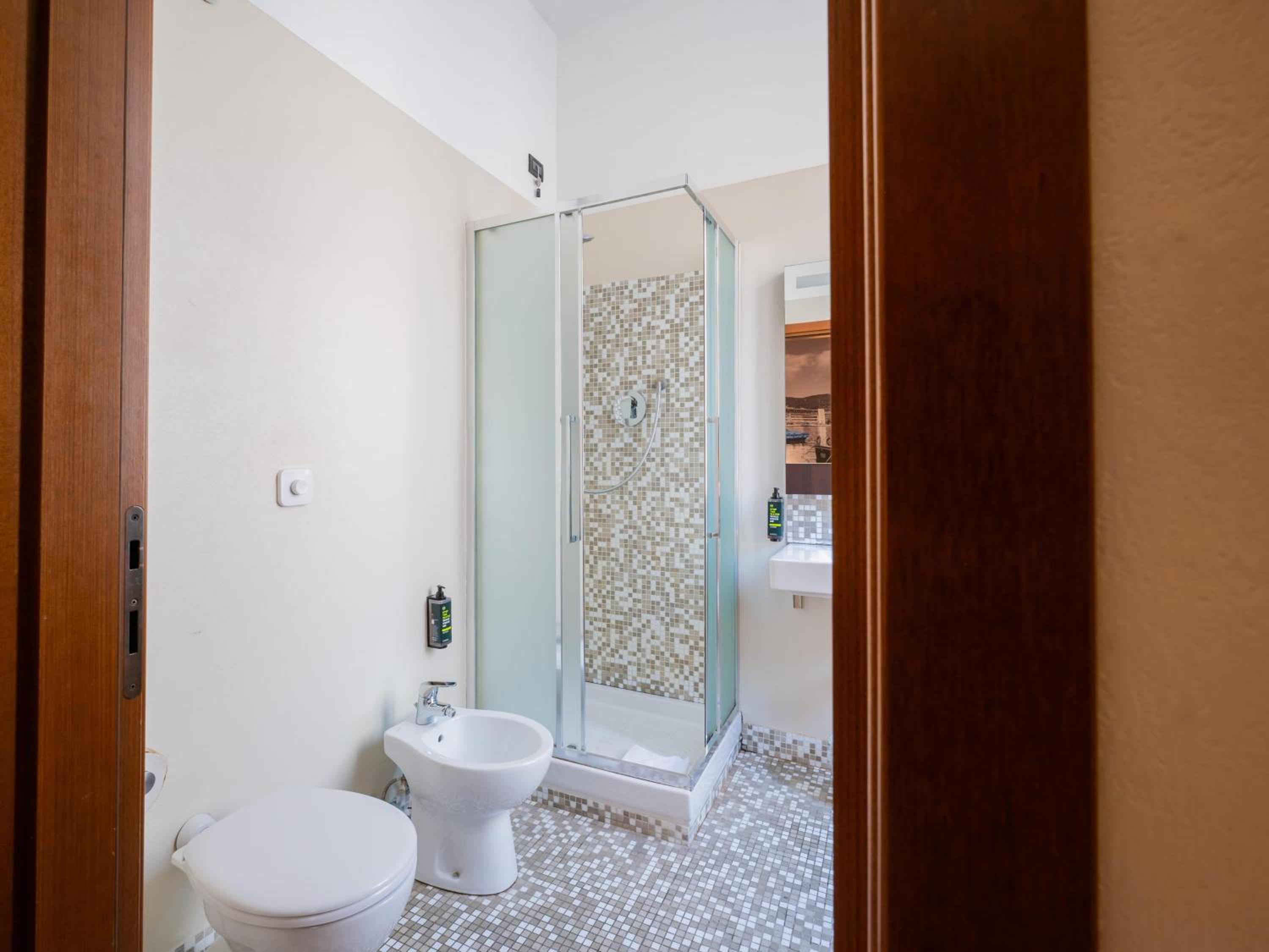 Superior Double Room - Photo 3