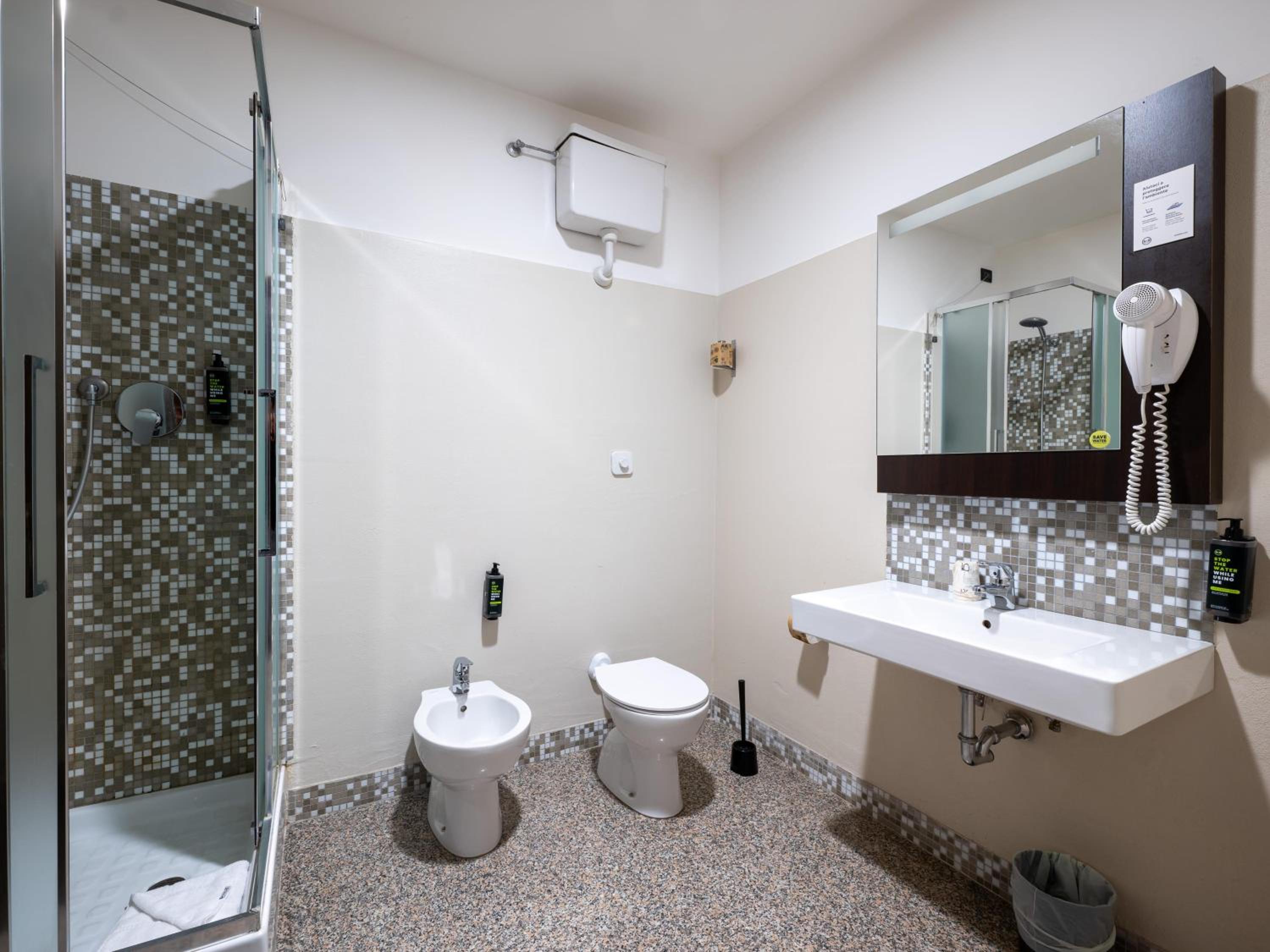 Triple Room - Photo 2