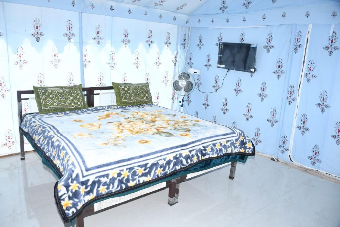 Tent