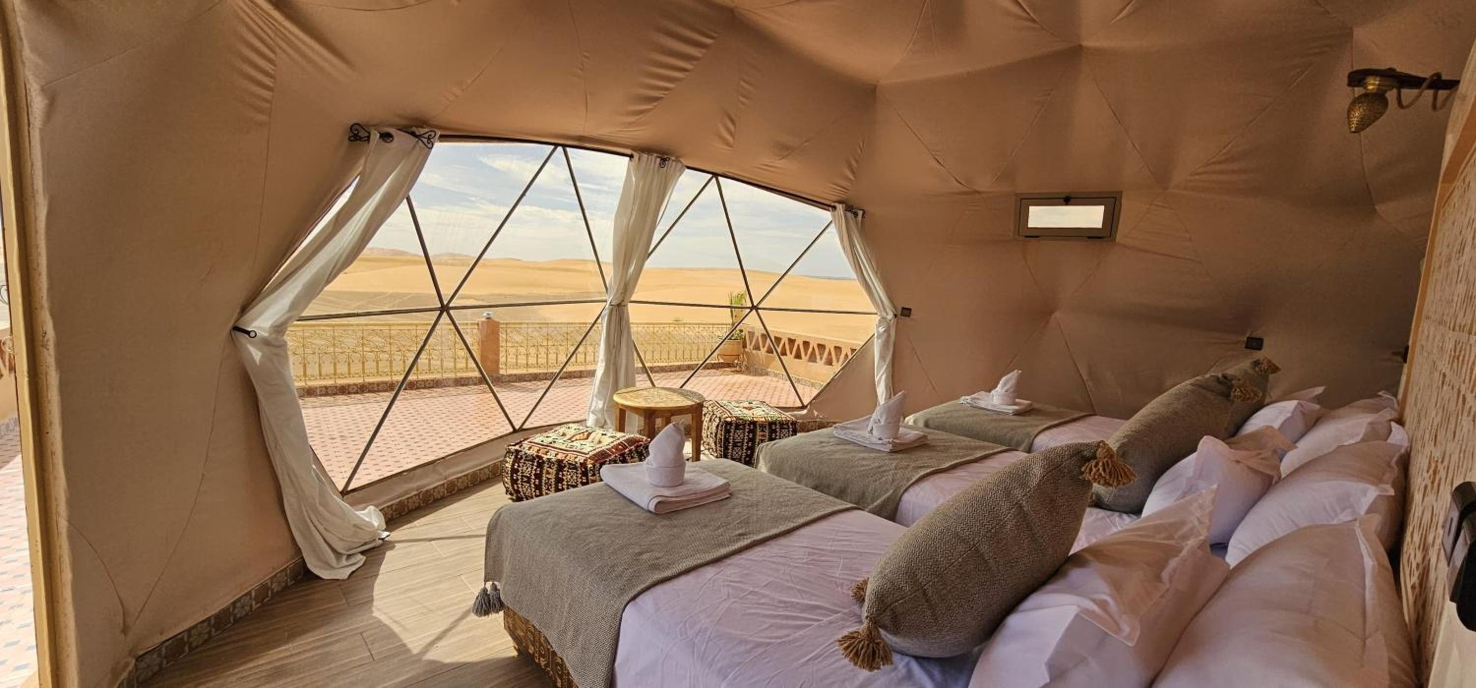Deluxe Double Room (2 Adults + 1 Child) photo 2