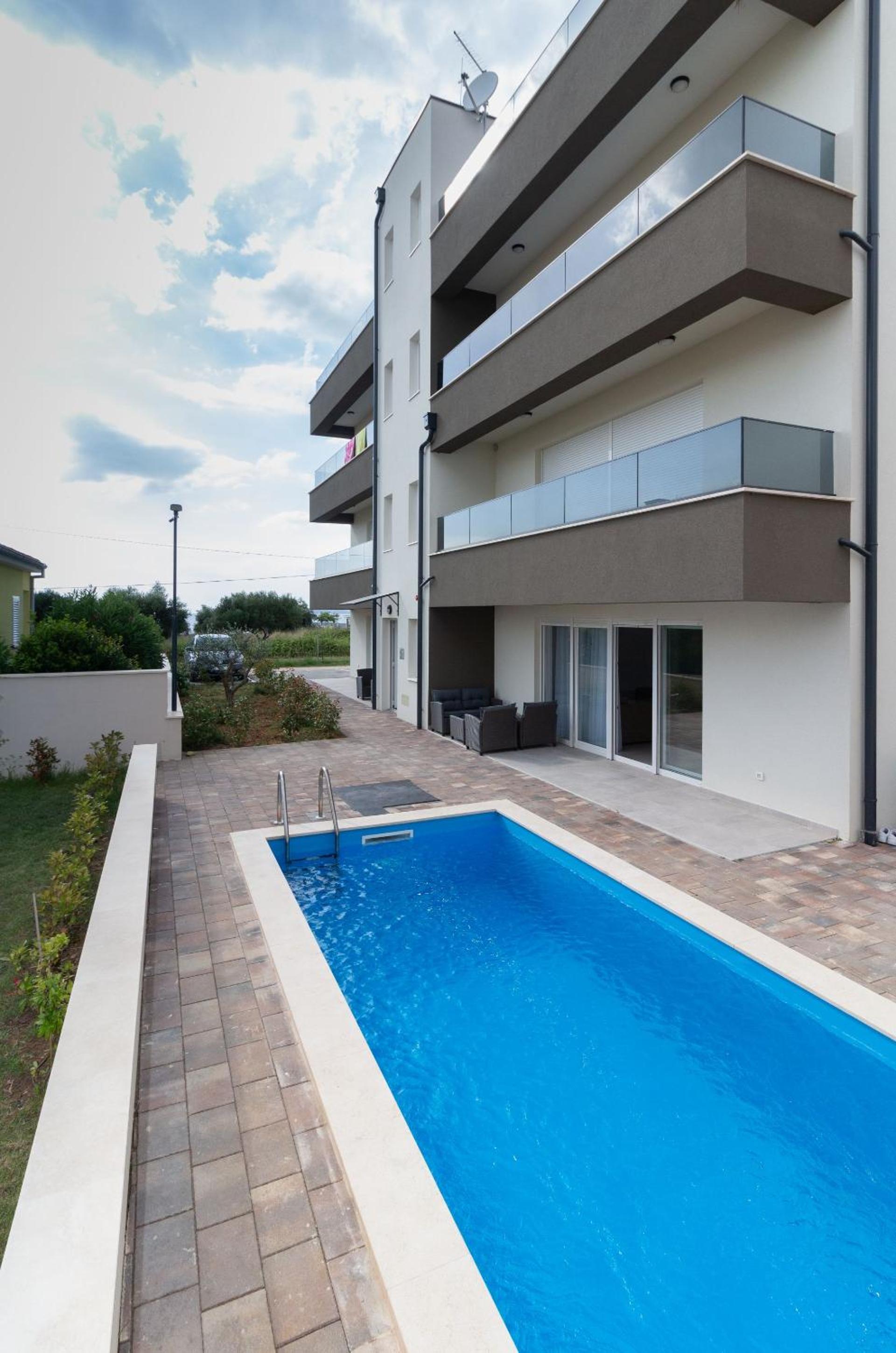 Two-Bedroom Apartment with Terrace photo 2