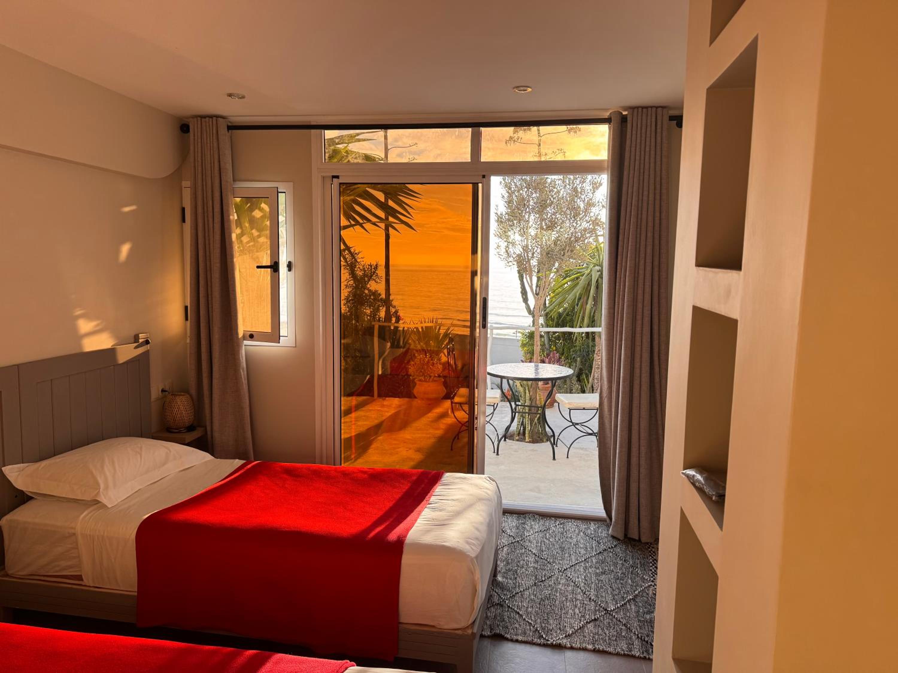 Double or Twin Room with Sea View
