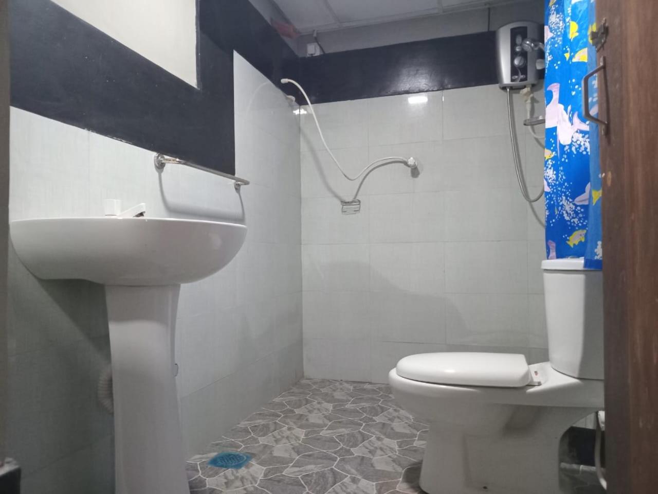 Double Room with Private Bathroom photo 2
