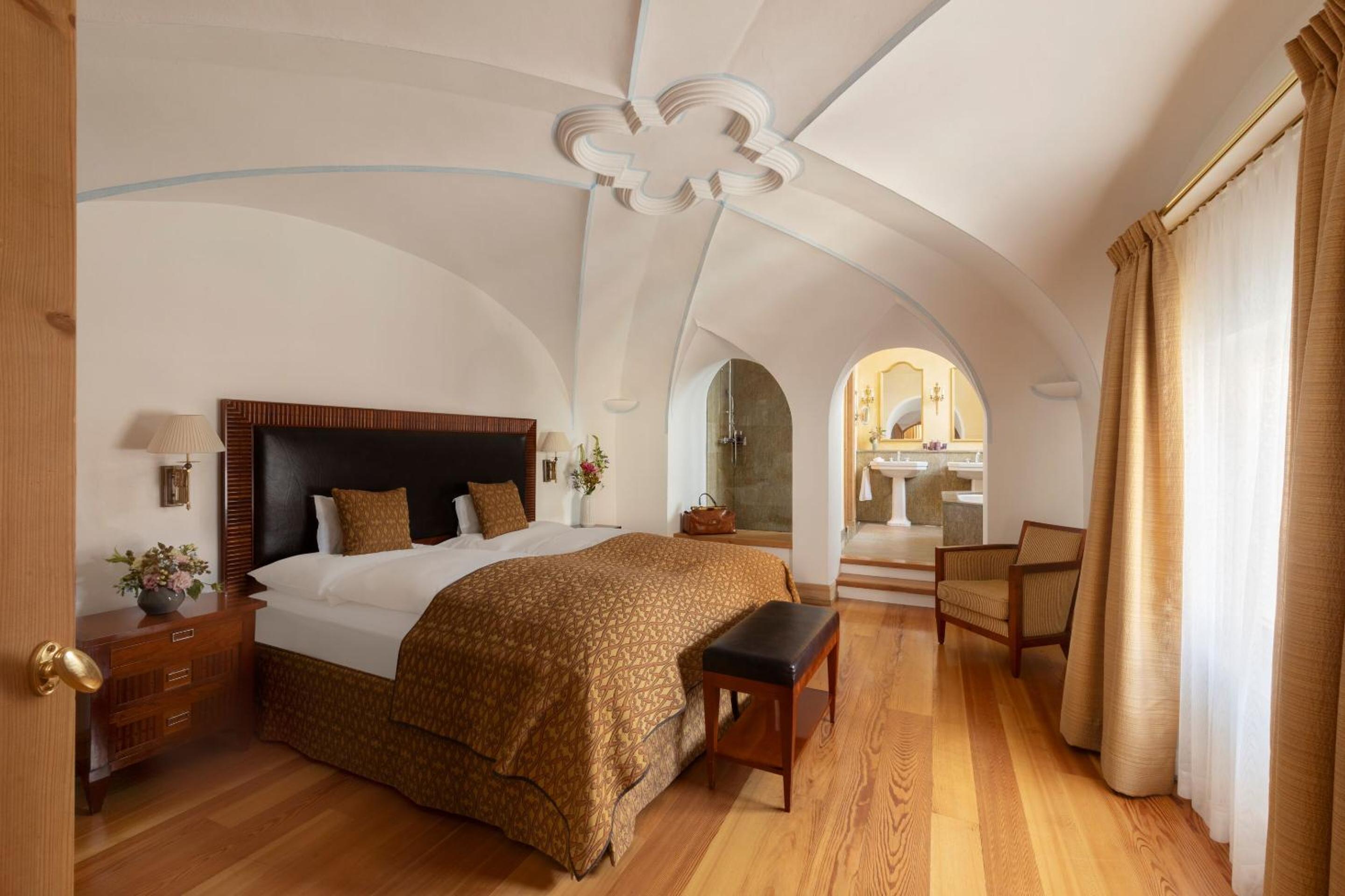 Languard Suite photo 1