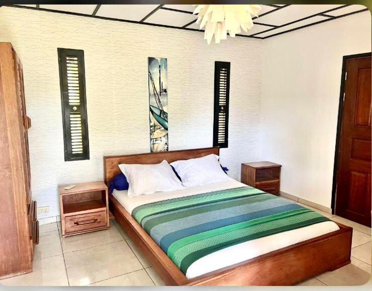 Deluxe Room (2 Adults + 1 Child) photo 1