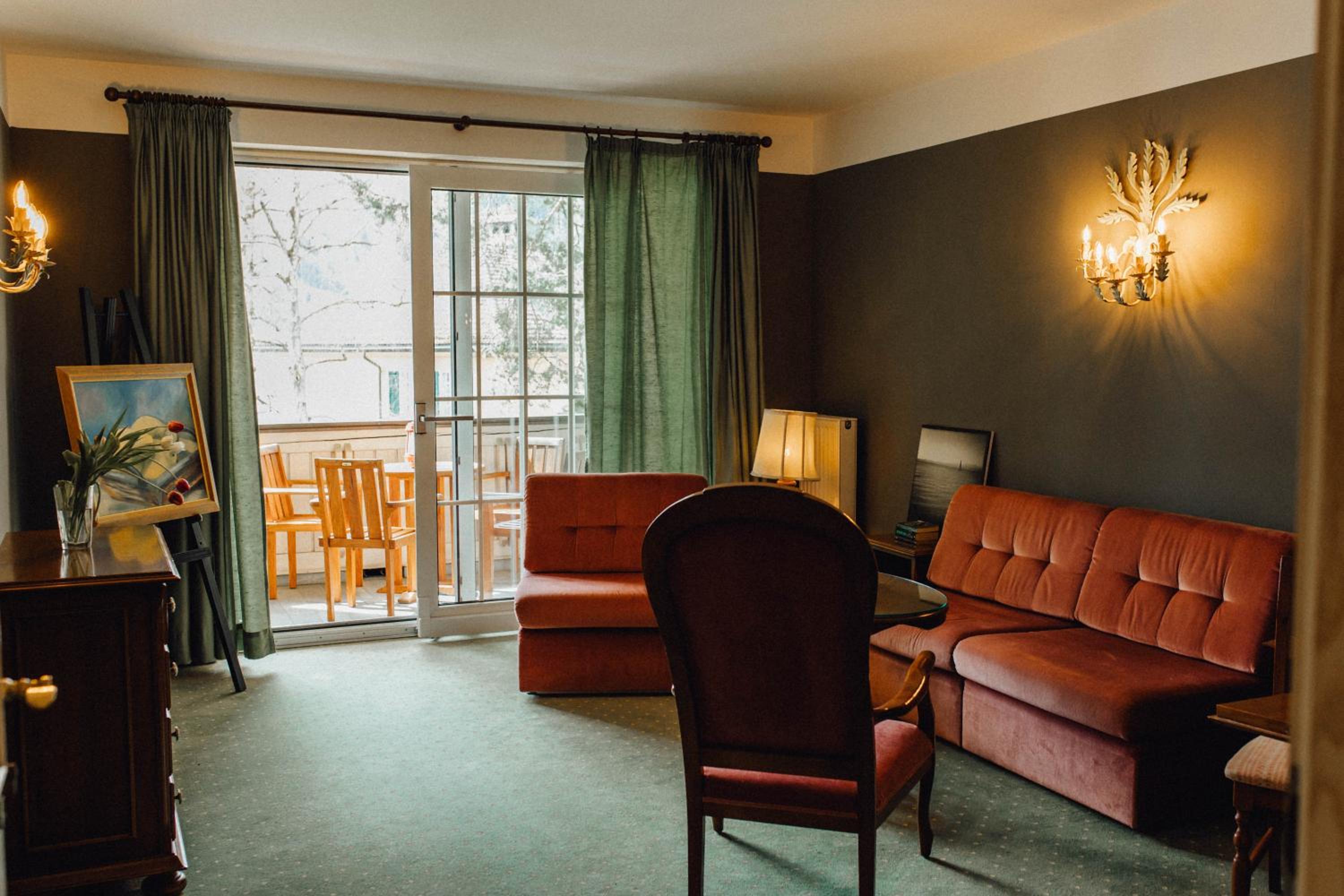 Corner Suite photo 2