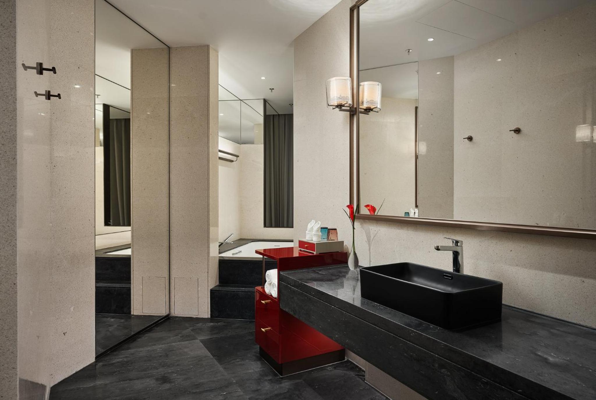 Premium King Room