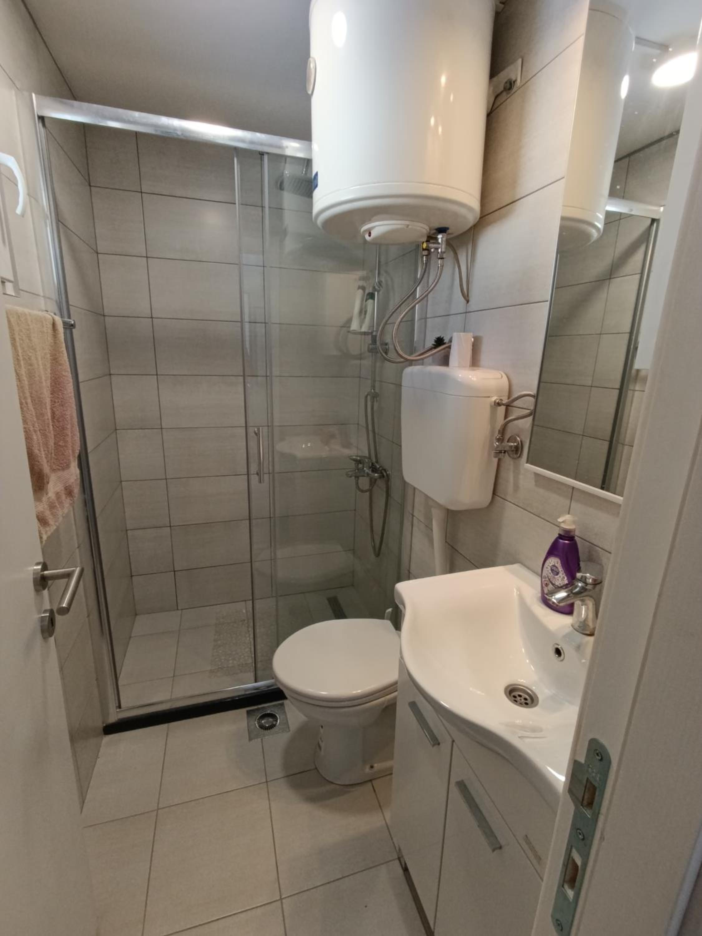 One-Bedroom House photo 2