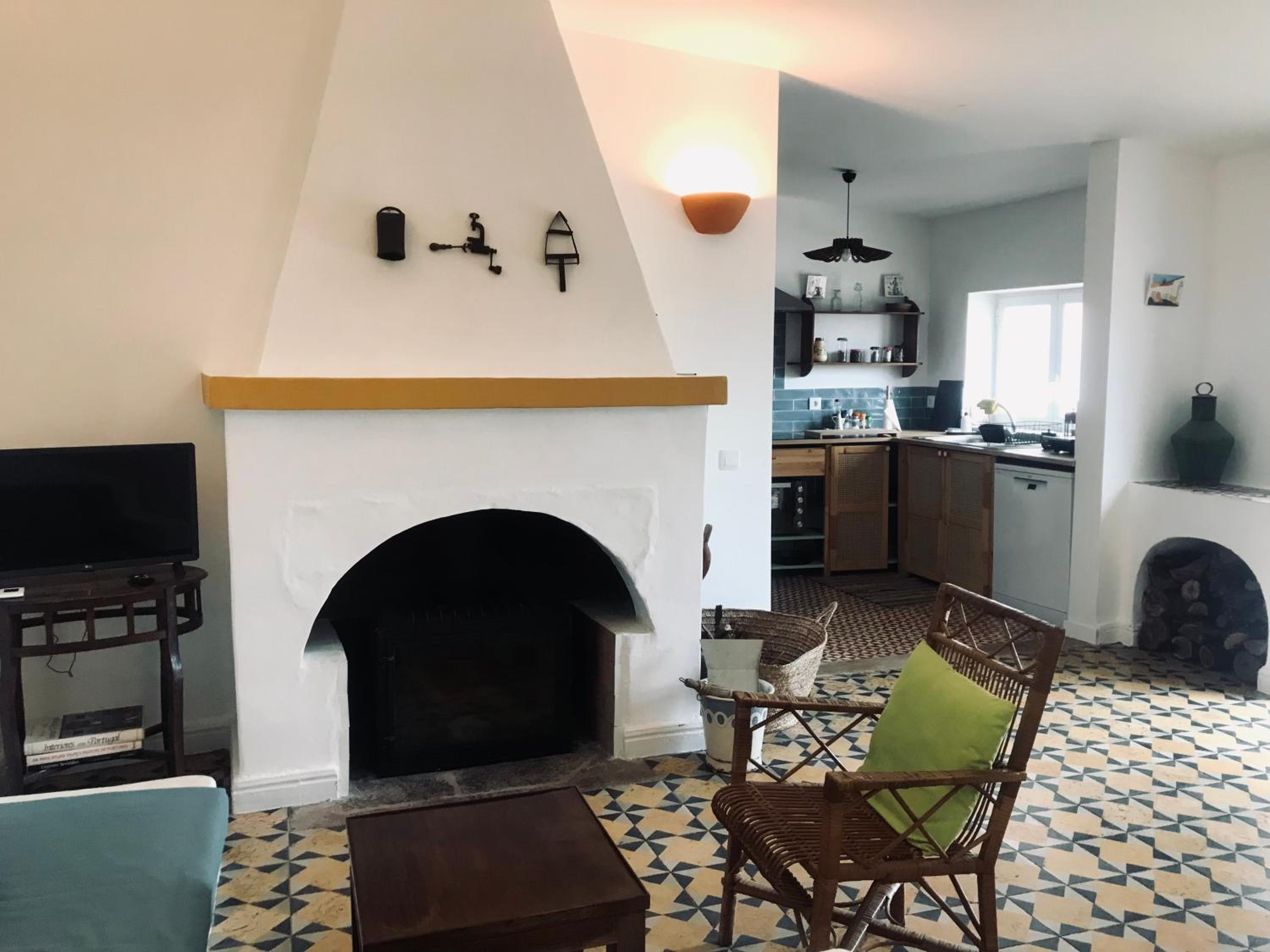 Three-Bedroom House photo 2