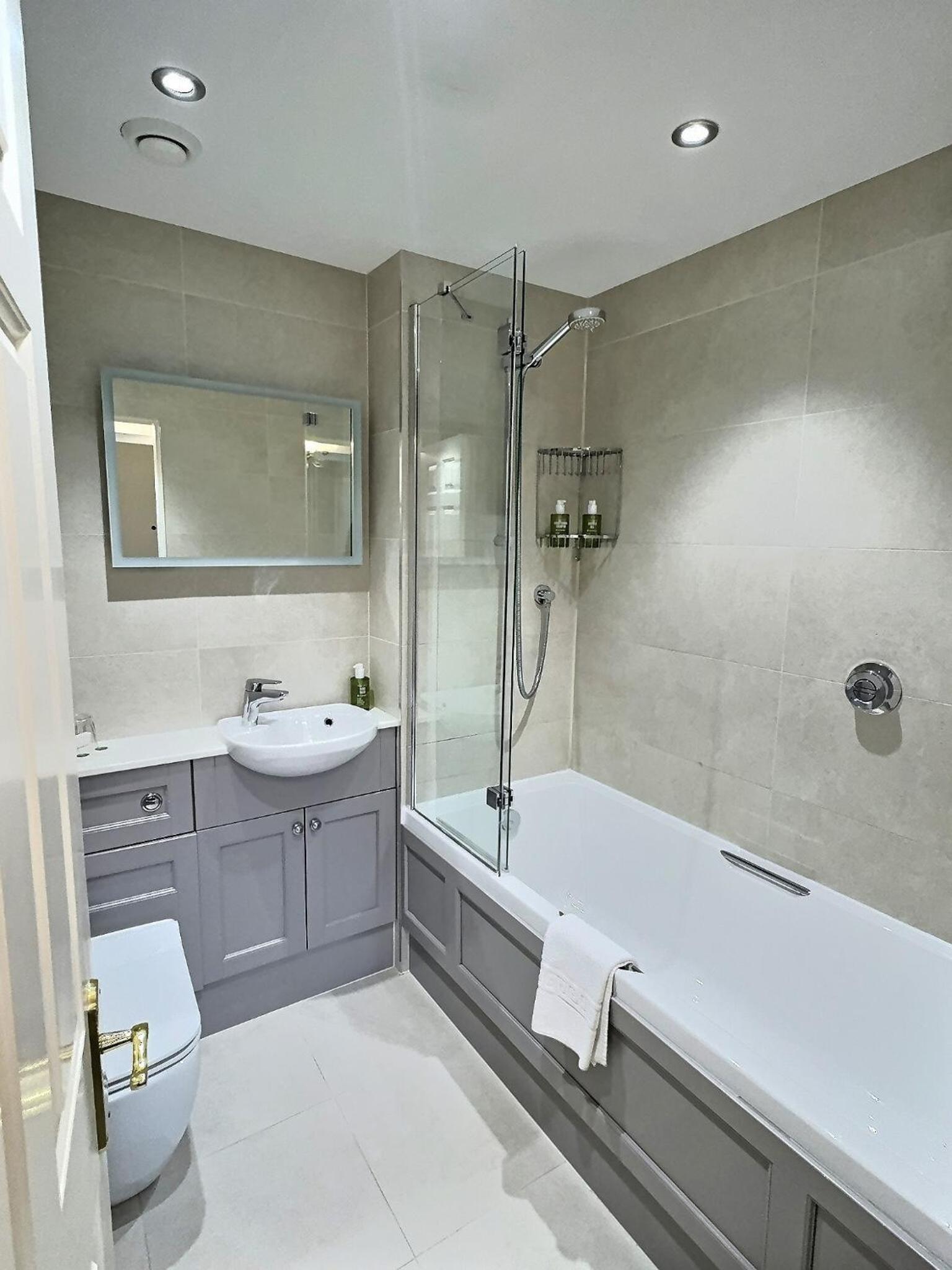 Standard Double Room photo 2