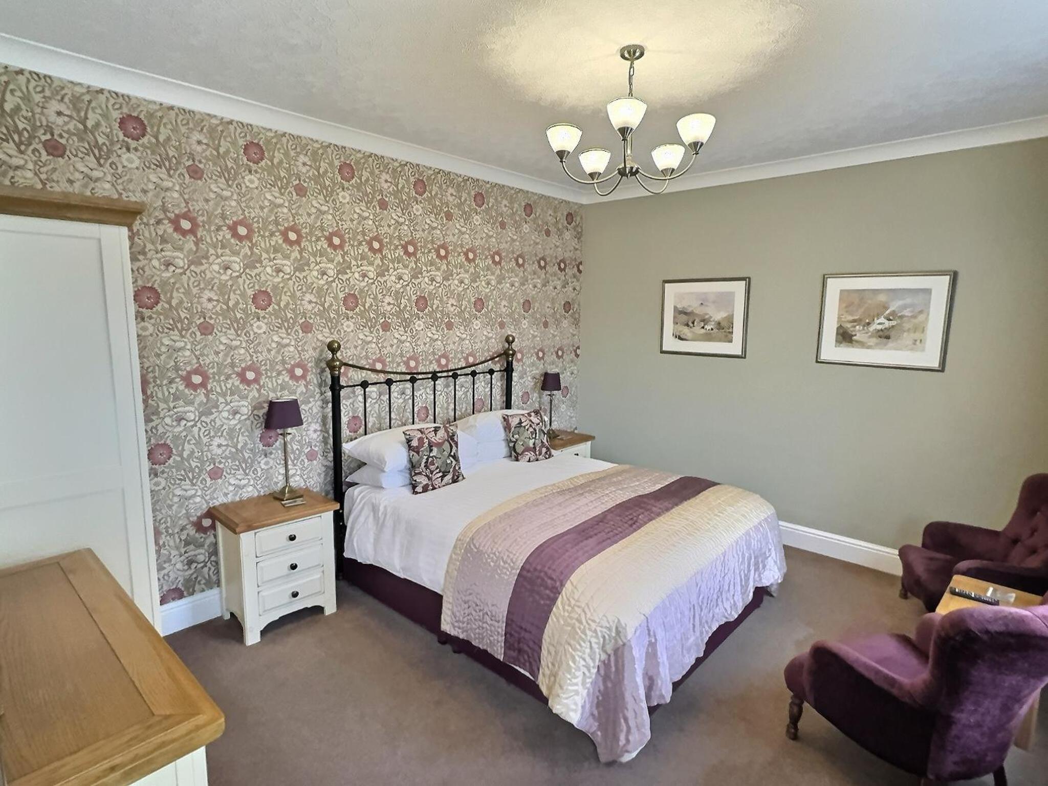 Deluxe Suite photo 3