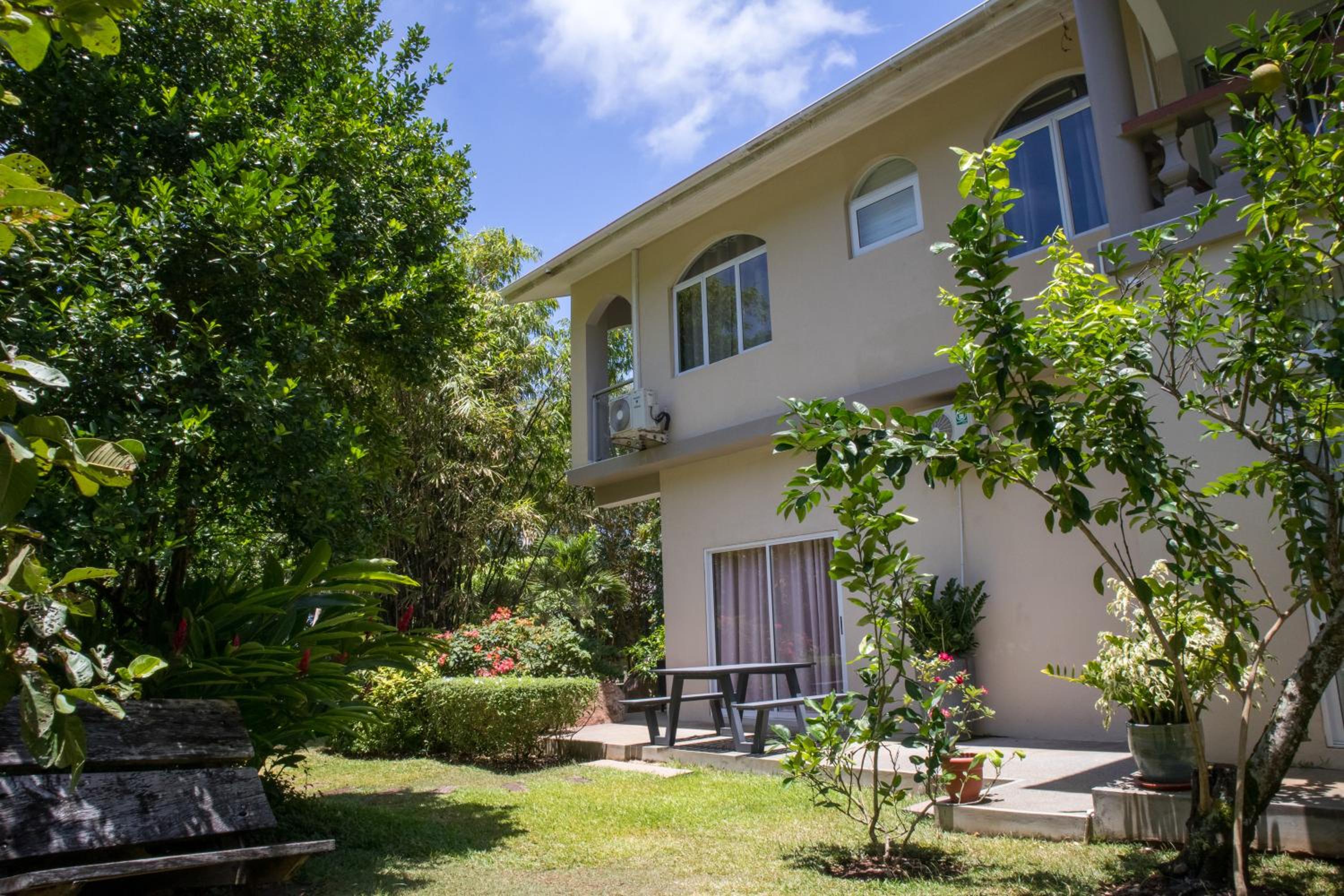 Apartment with Garden View photo 3
