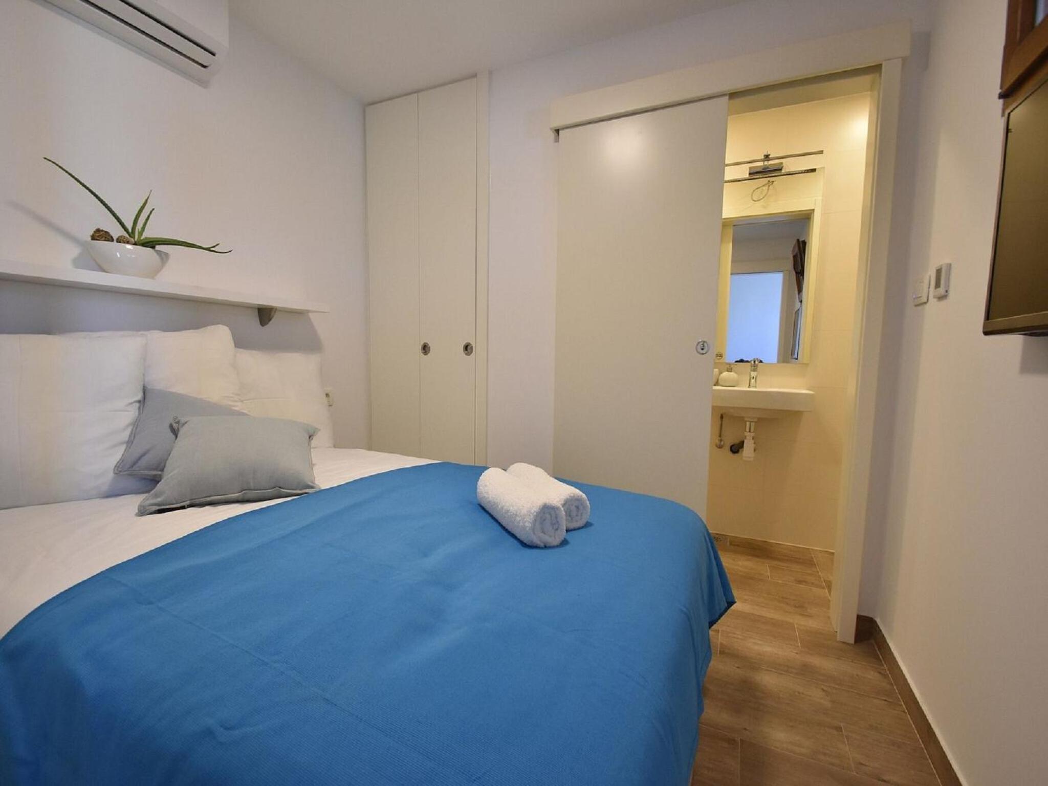 One Bedroom Apartment