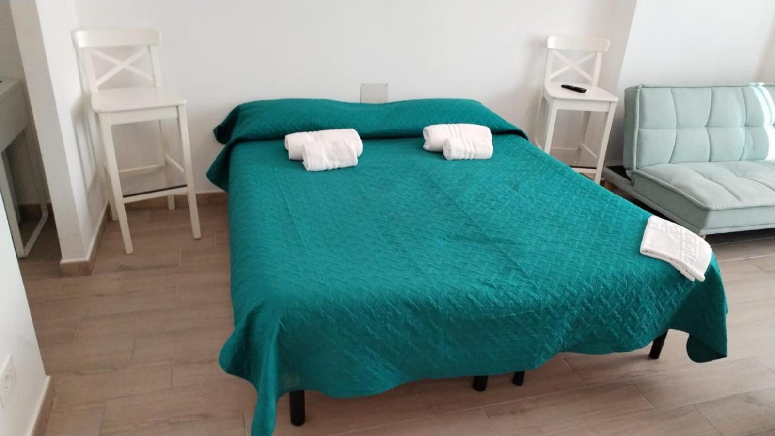 Triple Room with Bathroom
