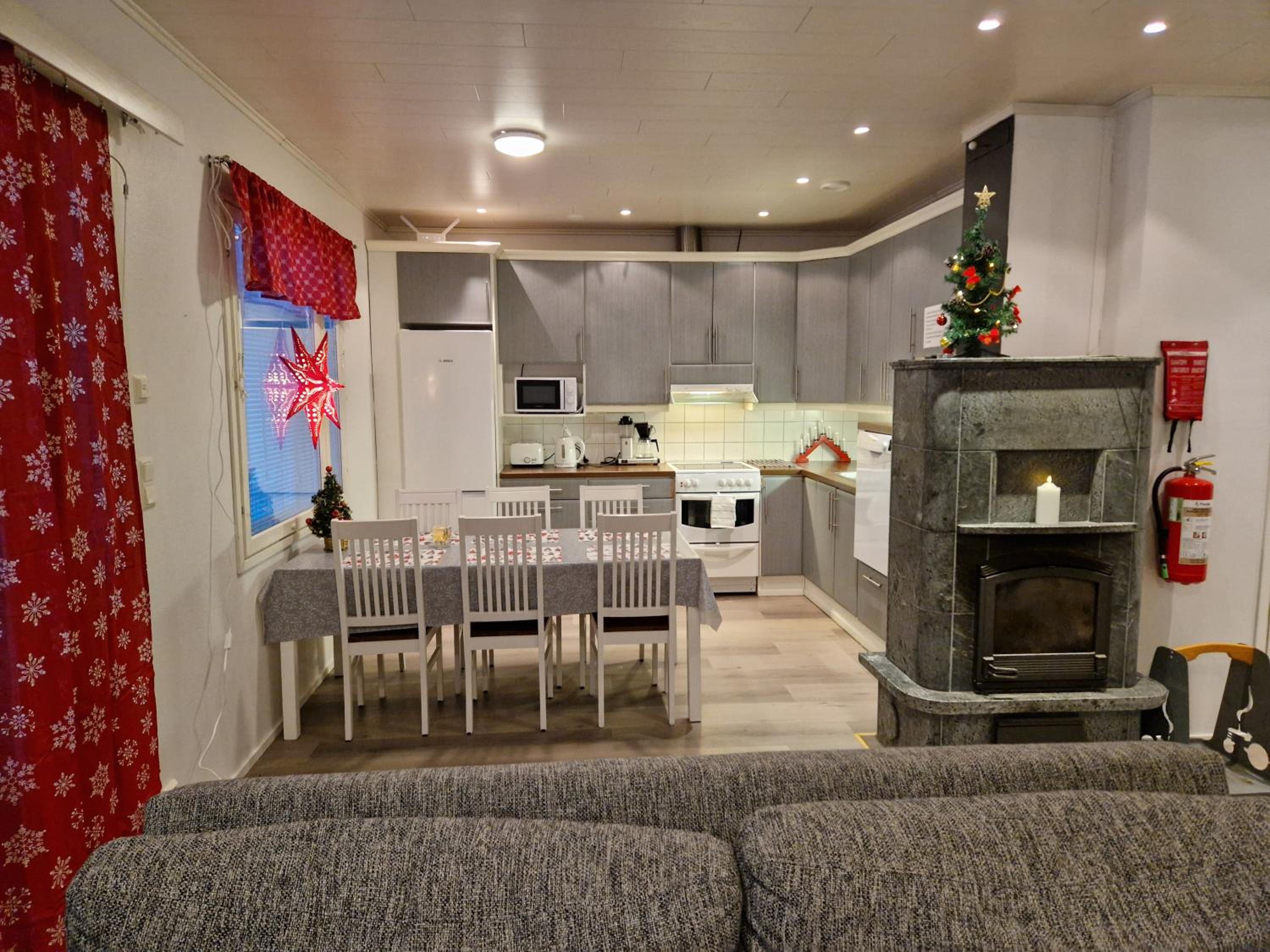 Two-Bedroom Apartment with Sauna - Photo 32