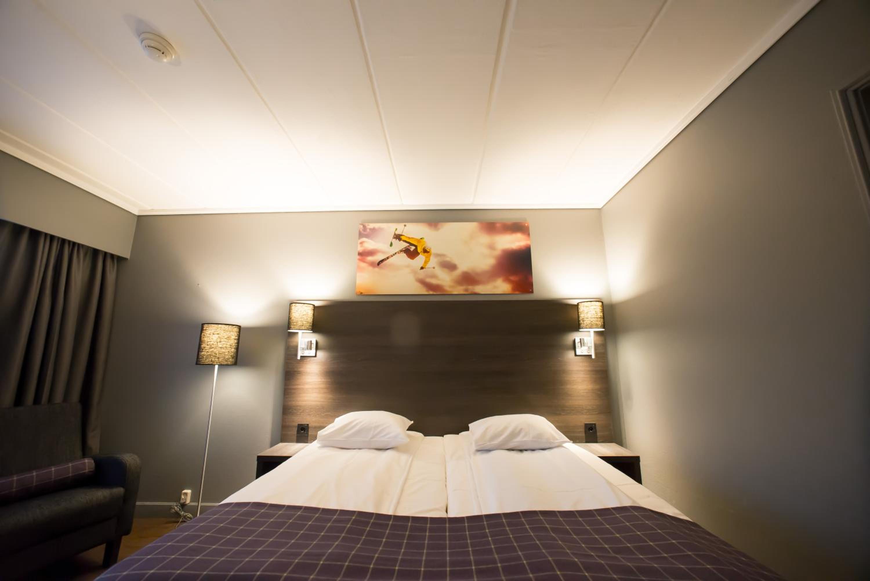 Standard Twin Room photo 2