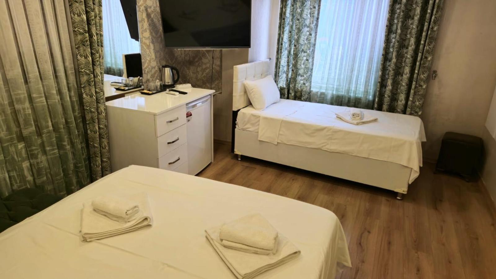 Luxury Quadruple Room photo 2