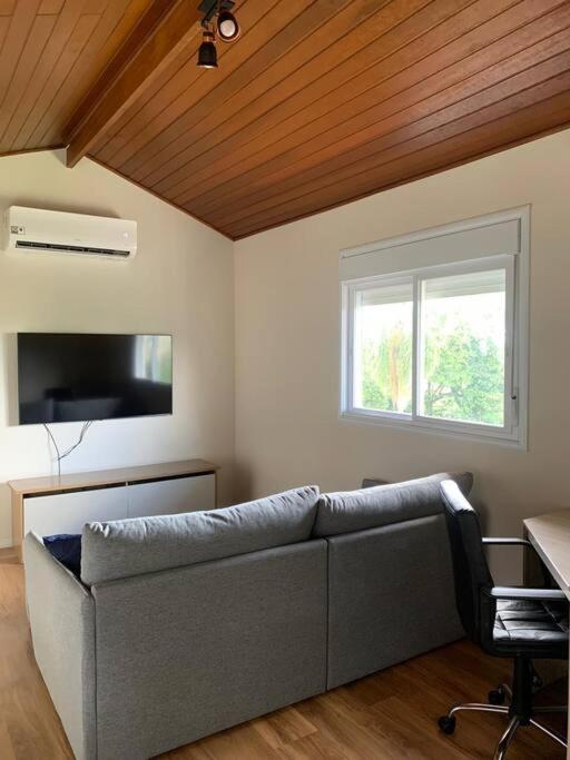 One-Bedroom House photo 1