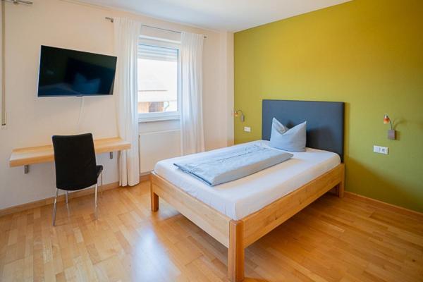 Double Room with Balcony and Kitchenette photo 1