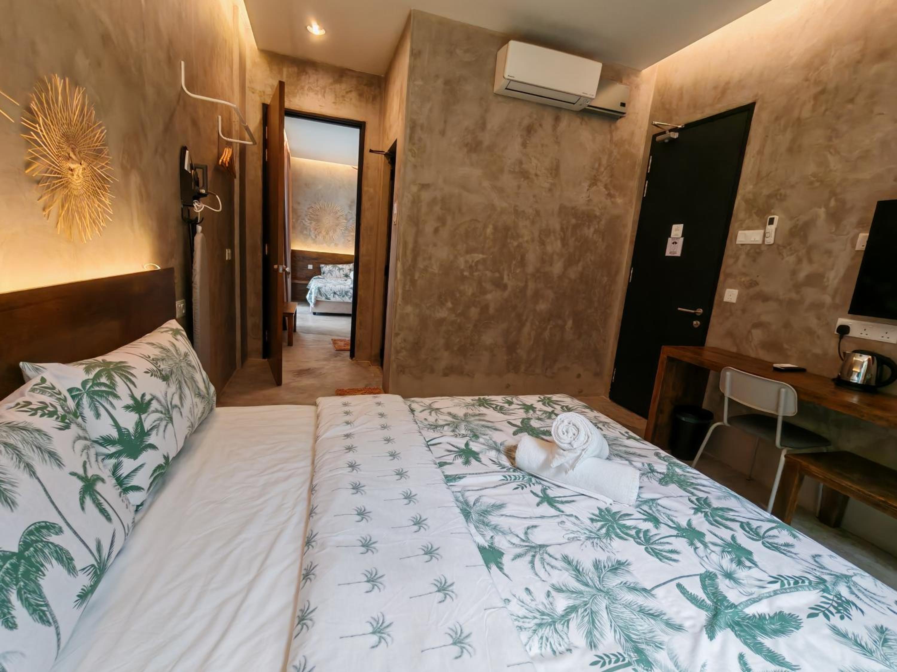 Two-Bedroom Suite - Photo 3