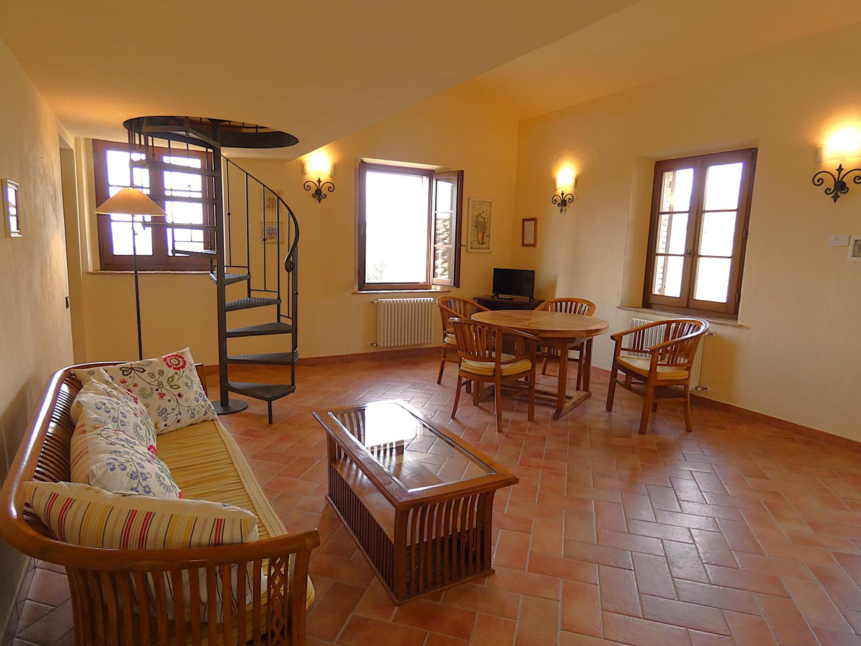 Villa photo 2