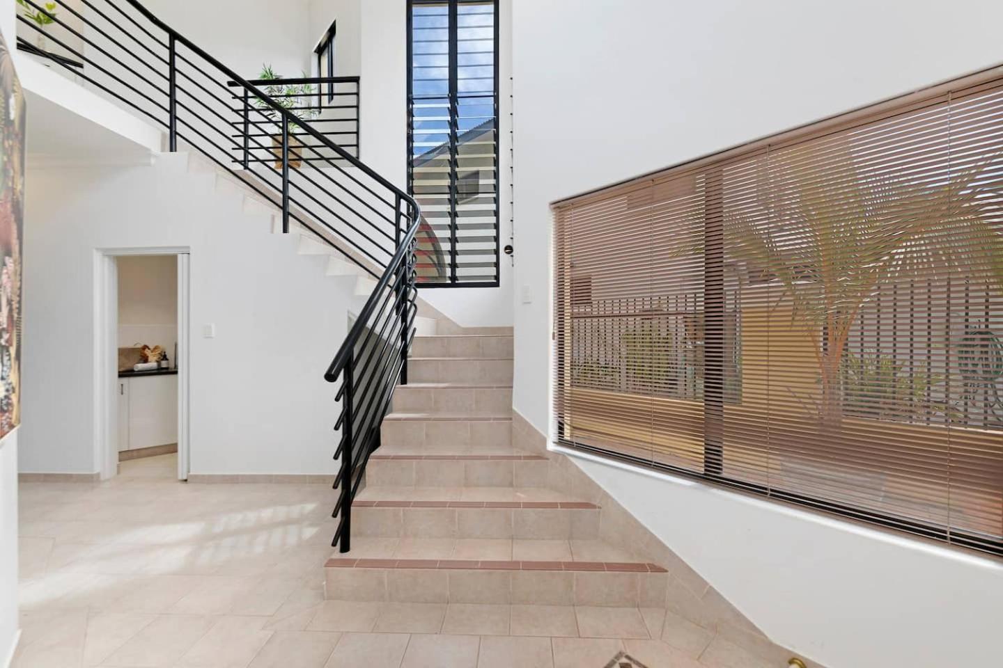 Three-Bedroom Villa photo 1