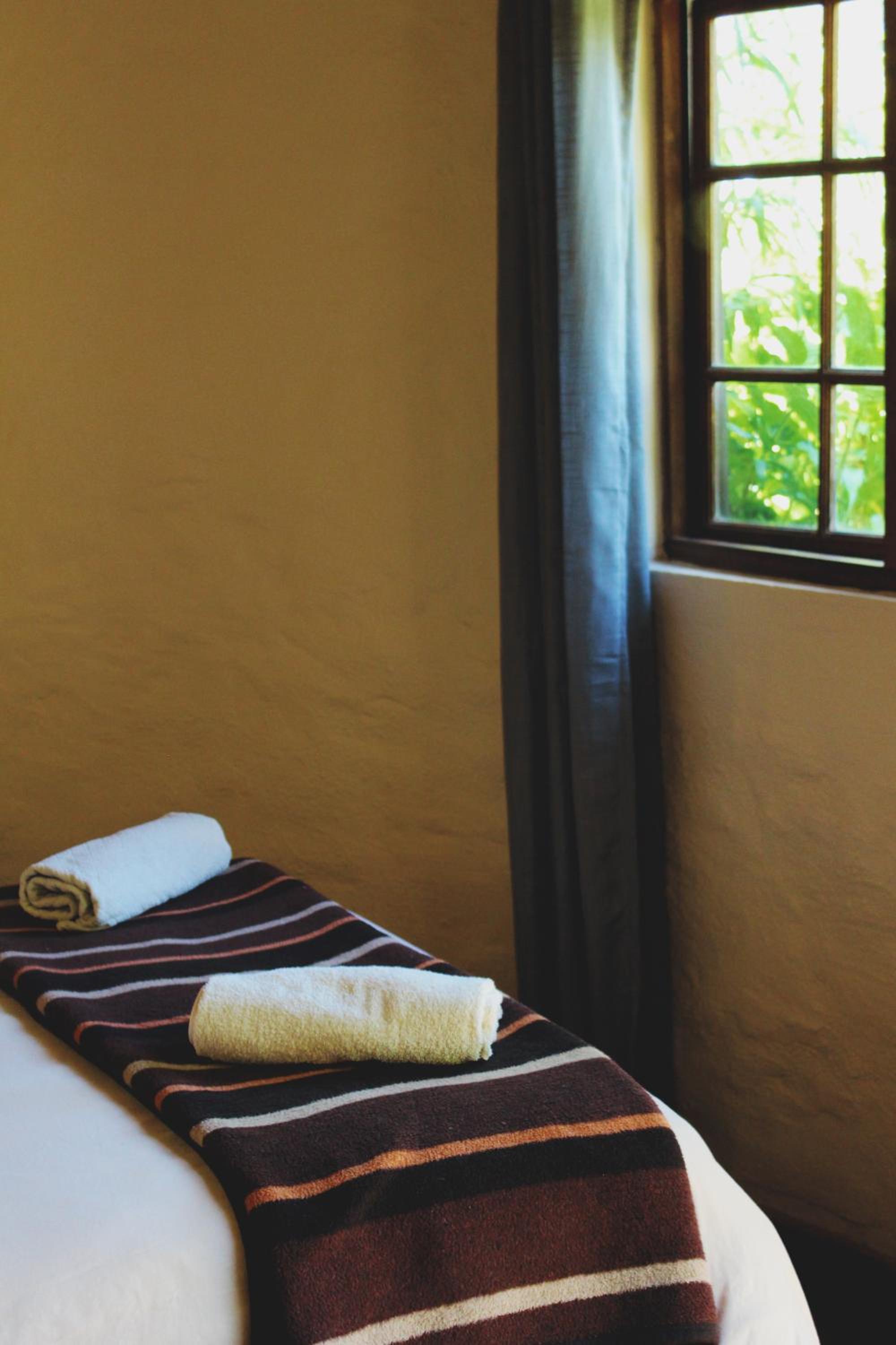Double Room with Private Bathroom - Photo 4