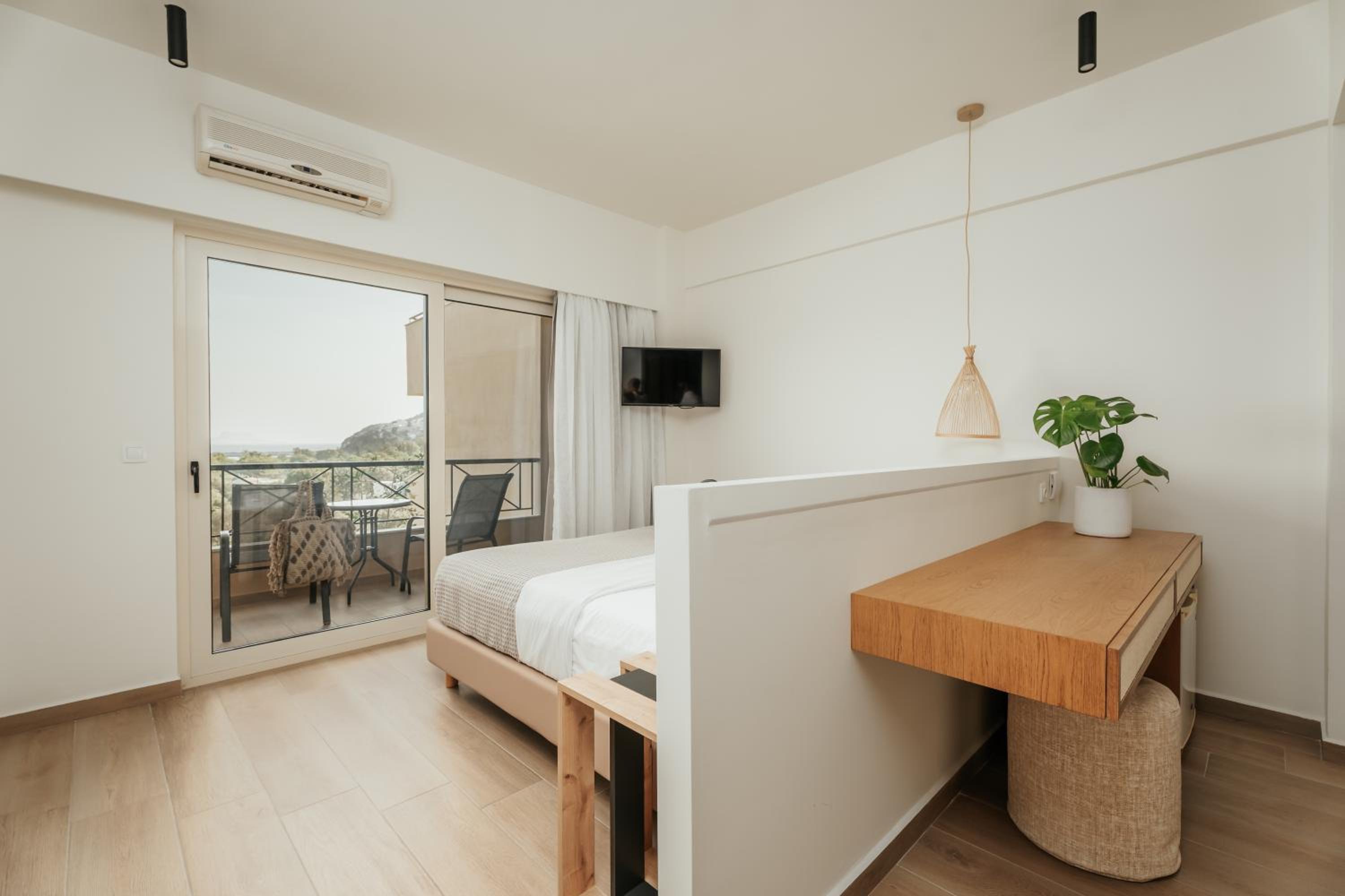 Superior Double or Twin Room with Sea View