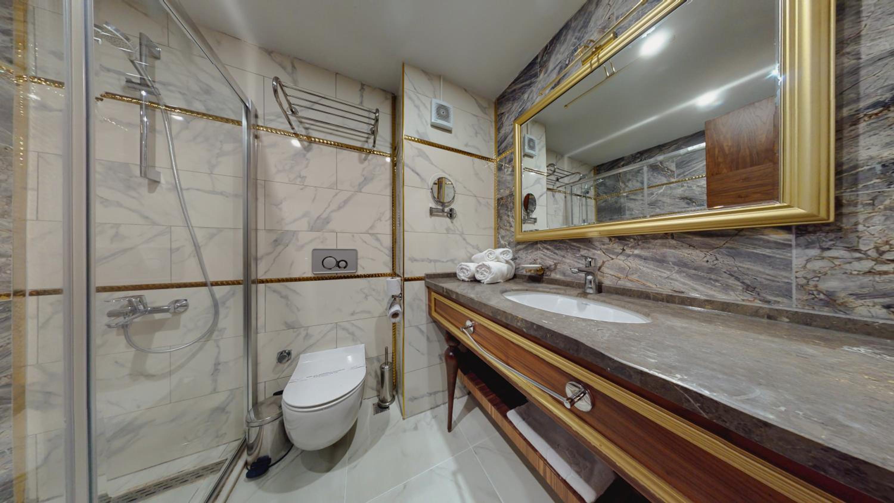 Duplex Suite photo 2