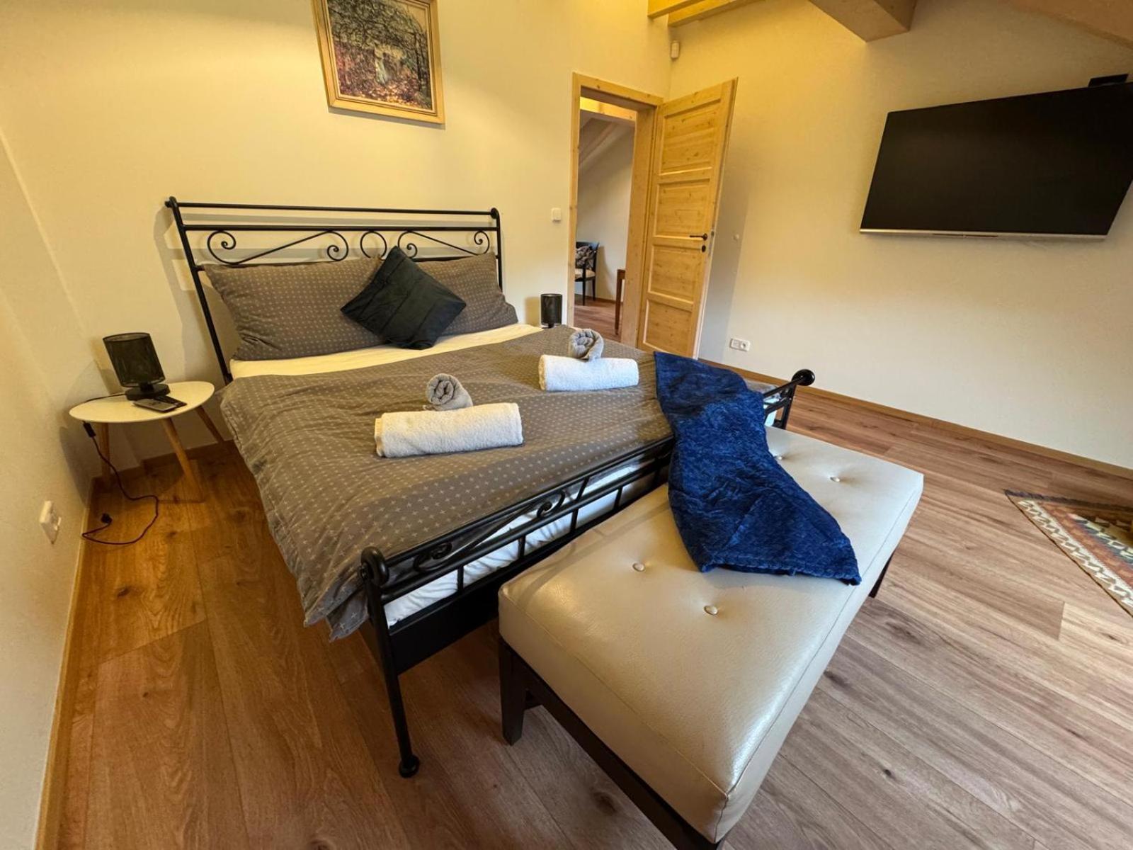 Apartment with City View photo 1