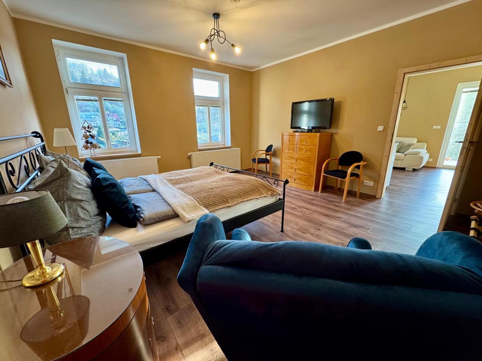 Apartment with Terrace photo 2