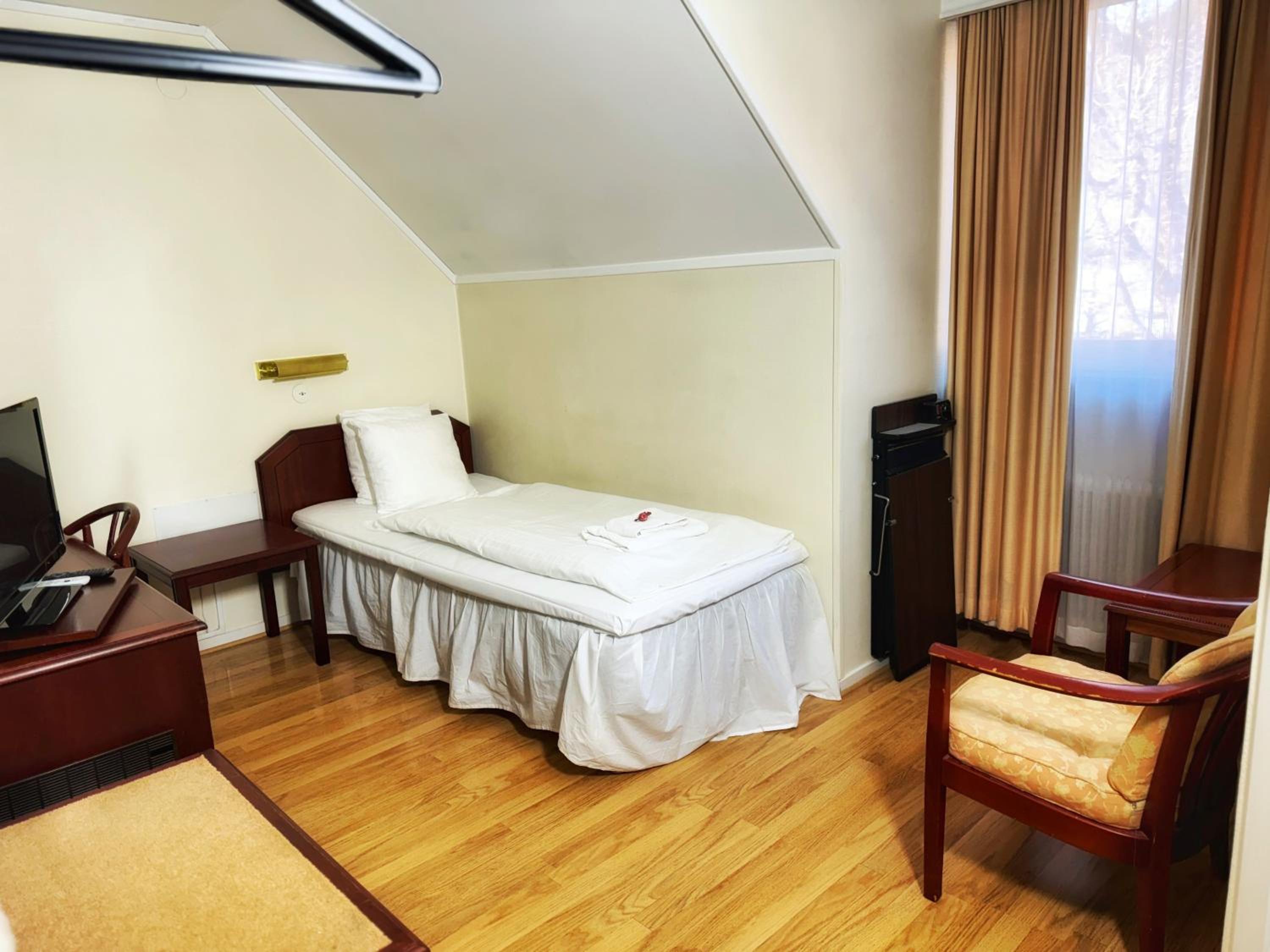 Single Room photo 1