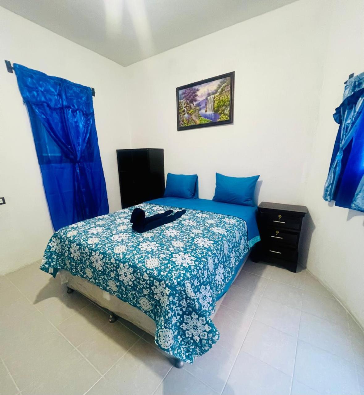 Double Room with Shared Bathroom photo 1