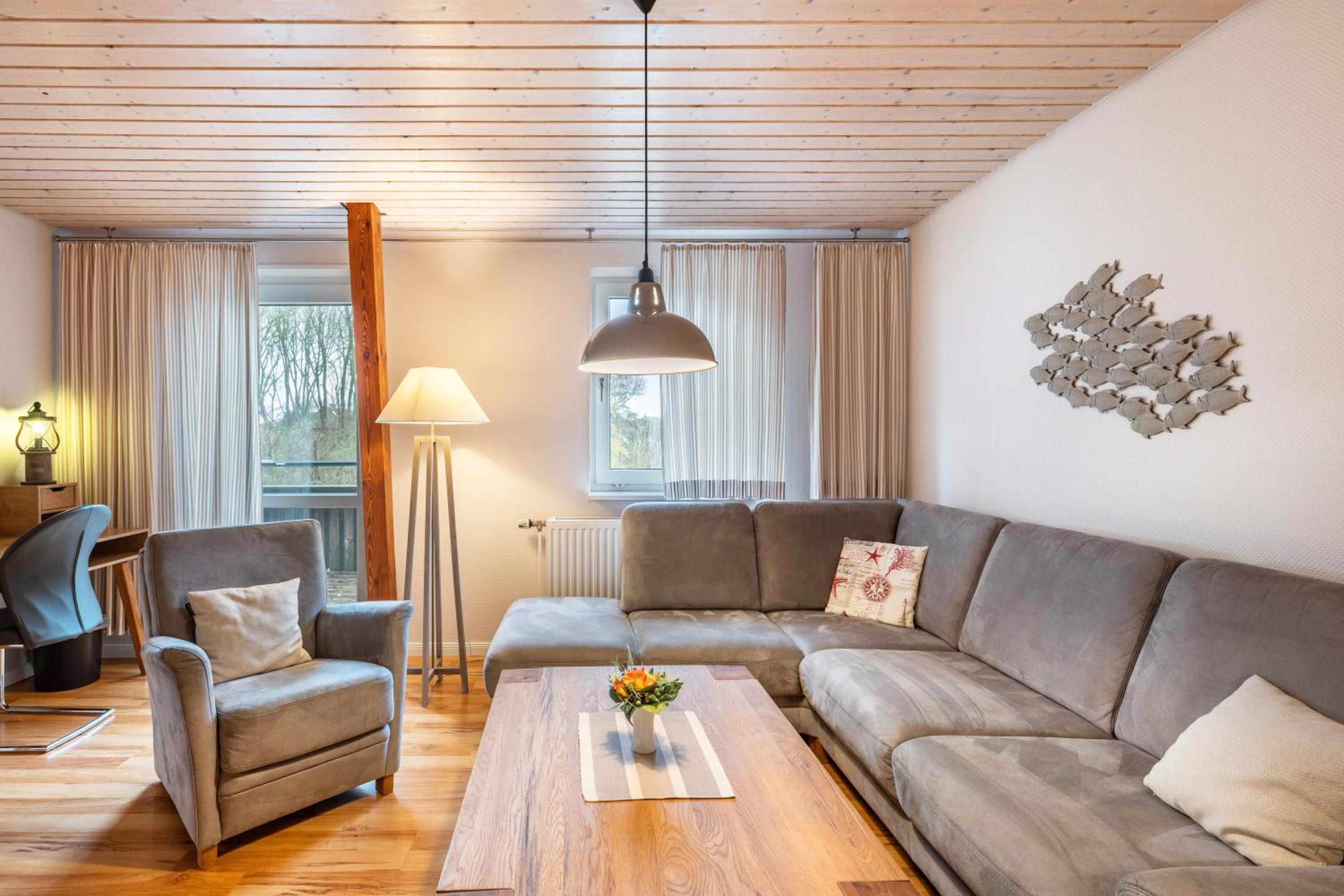Two-Bedroom Deluxe Apartment with Garden View photo 1