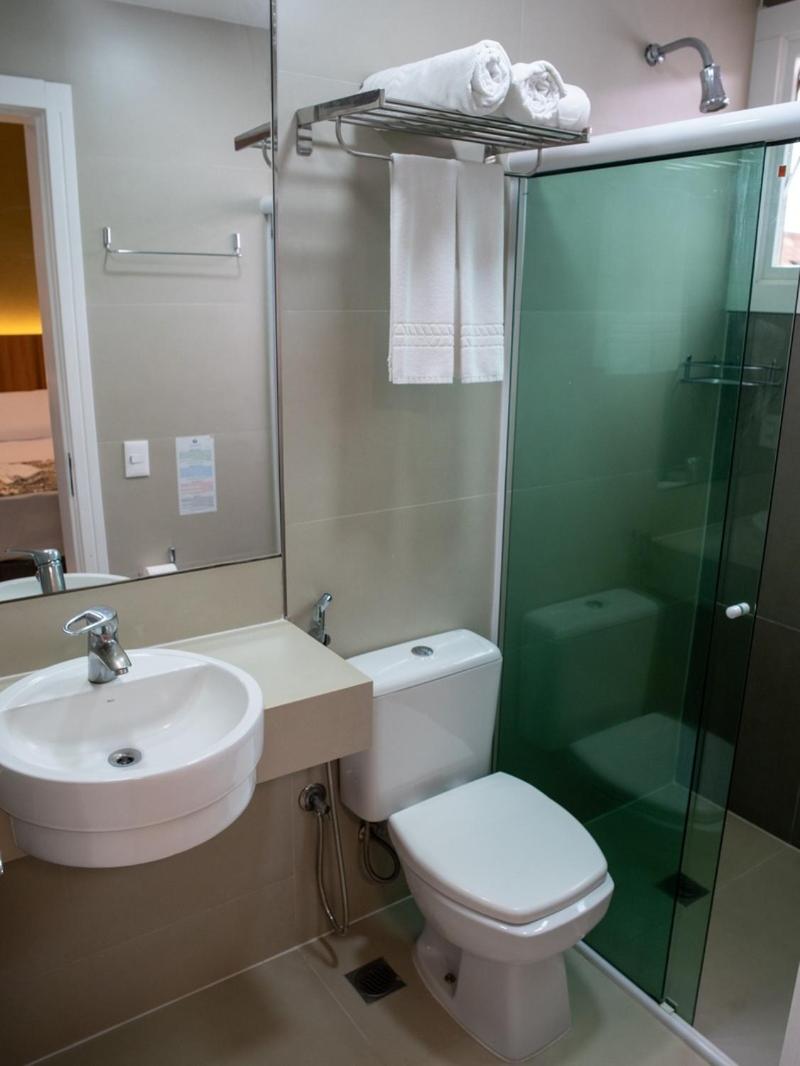 Standard Double or Twin Room - Photo 5