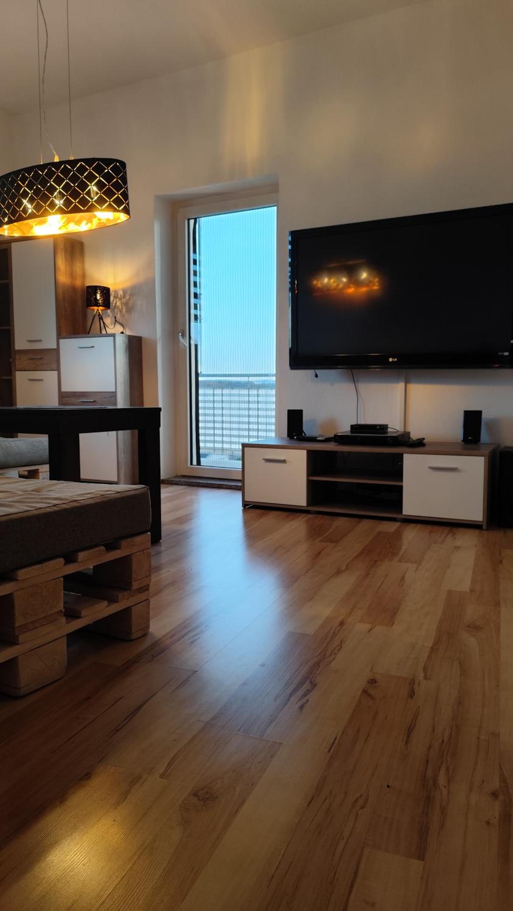 One-Bedroom Apartment with Balcony
