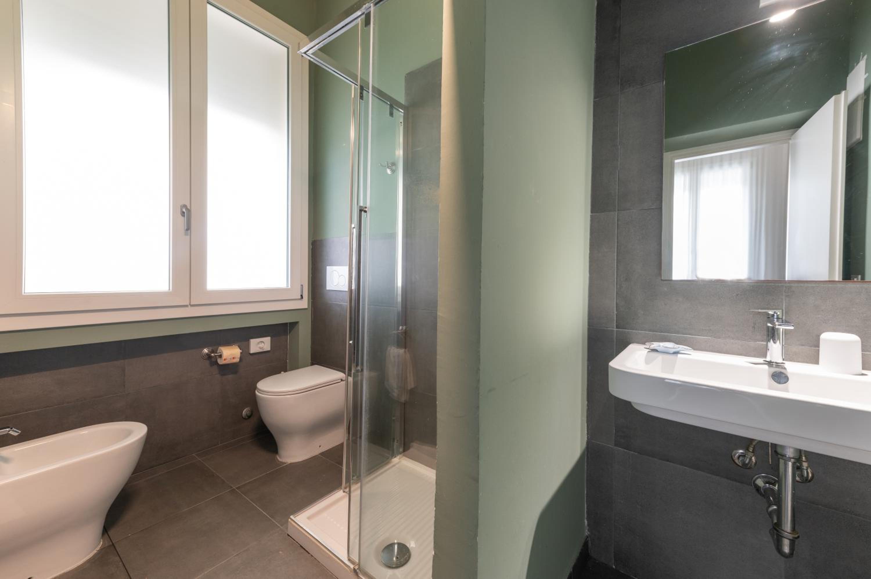 Standard Triple Room - Photo 2