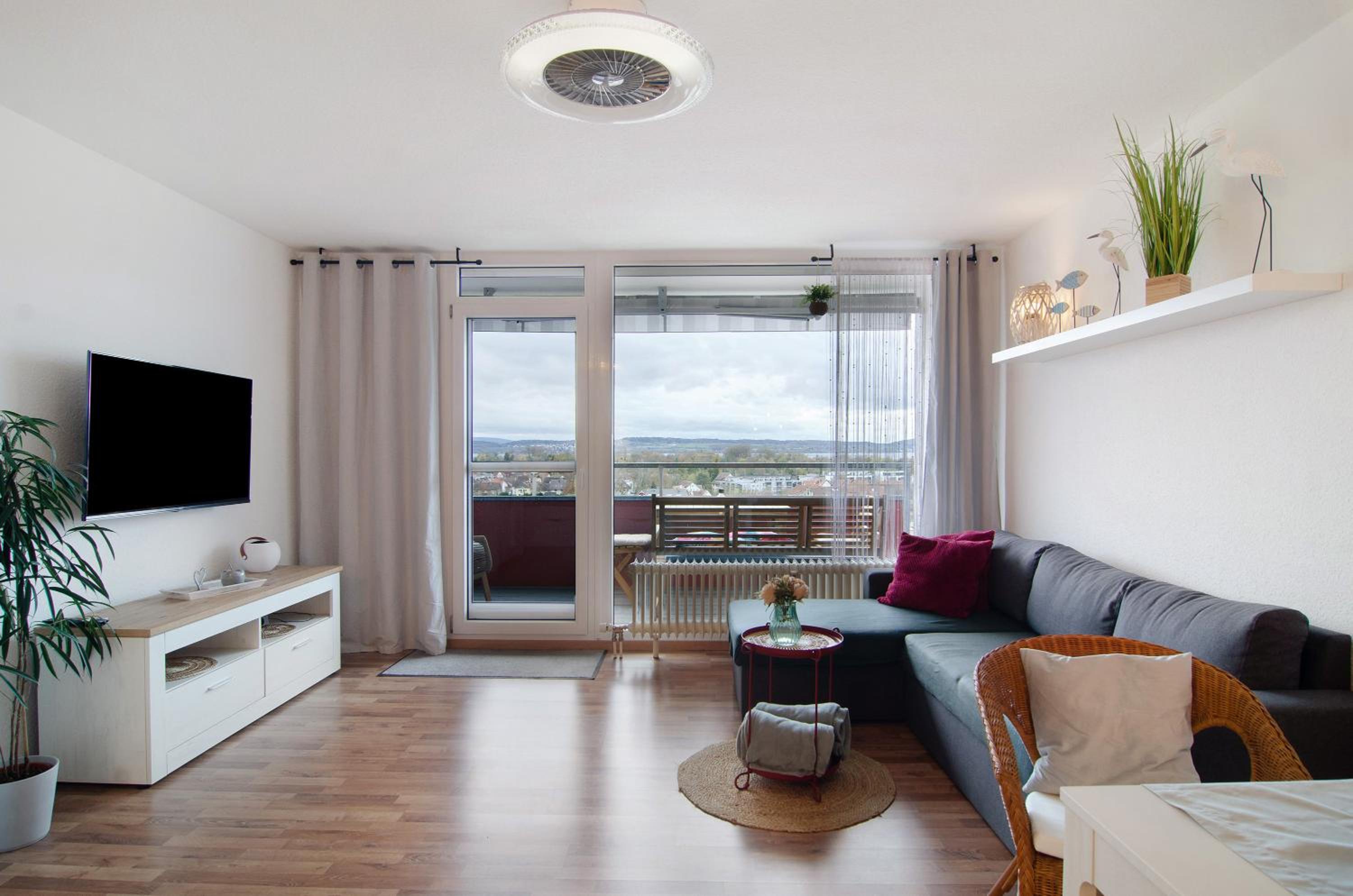 Superior One-Bedroom Apartment with Balcony