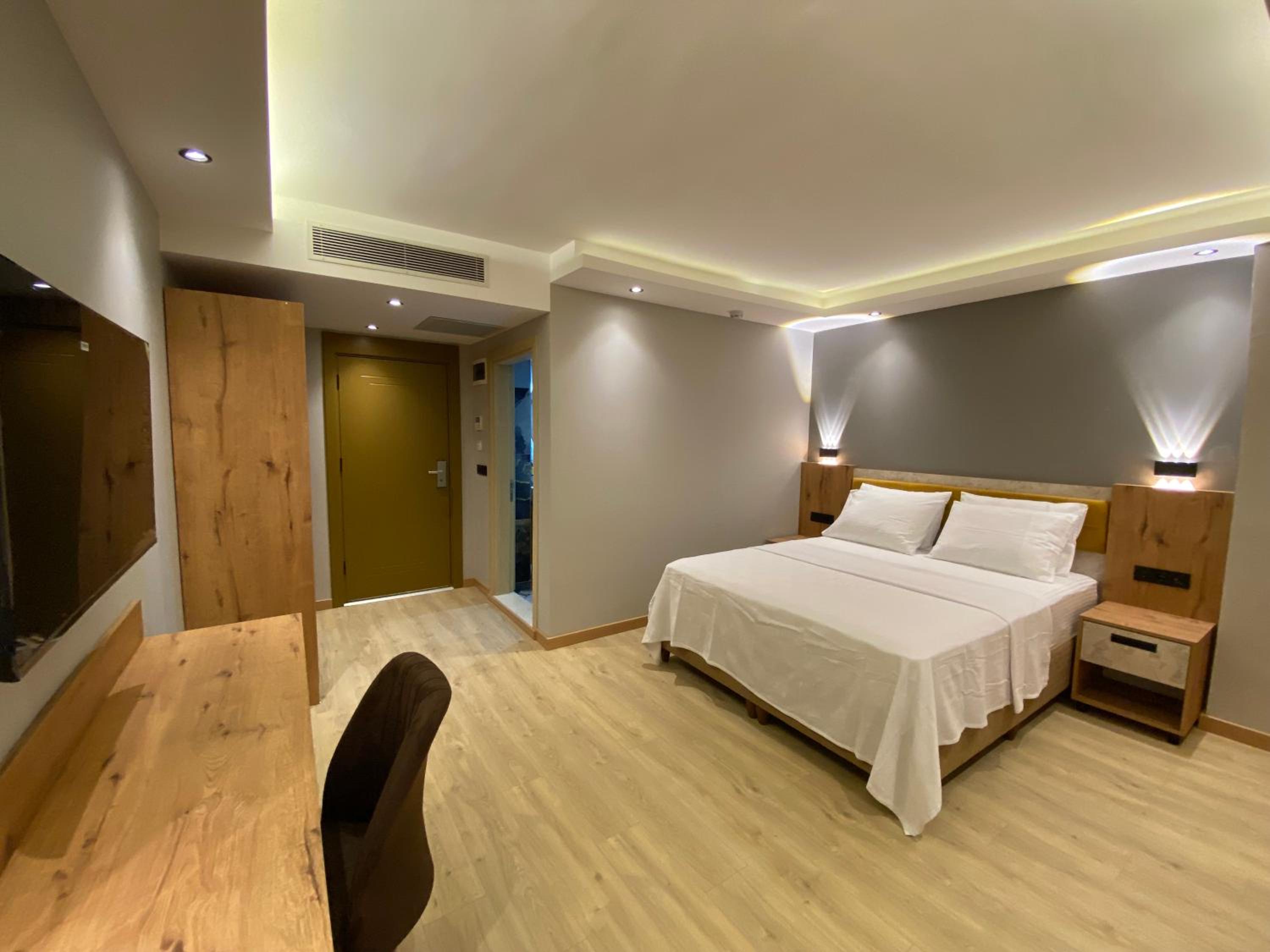 Standard Double Room photo 2