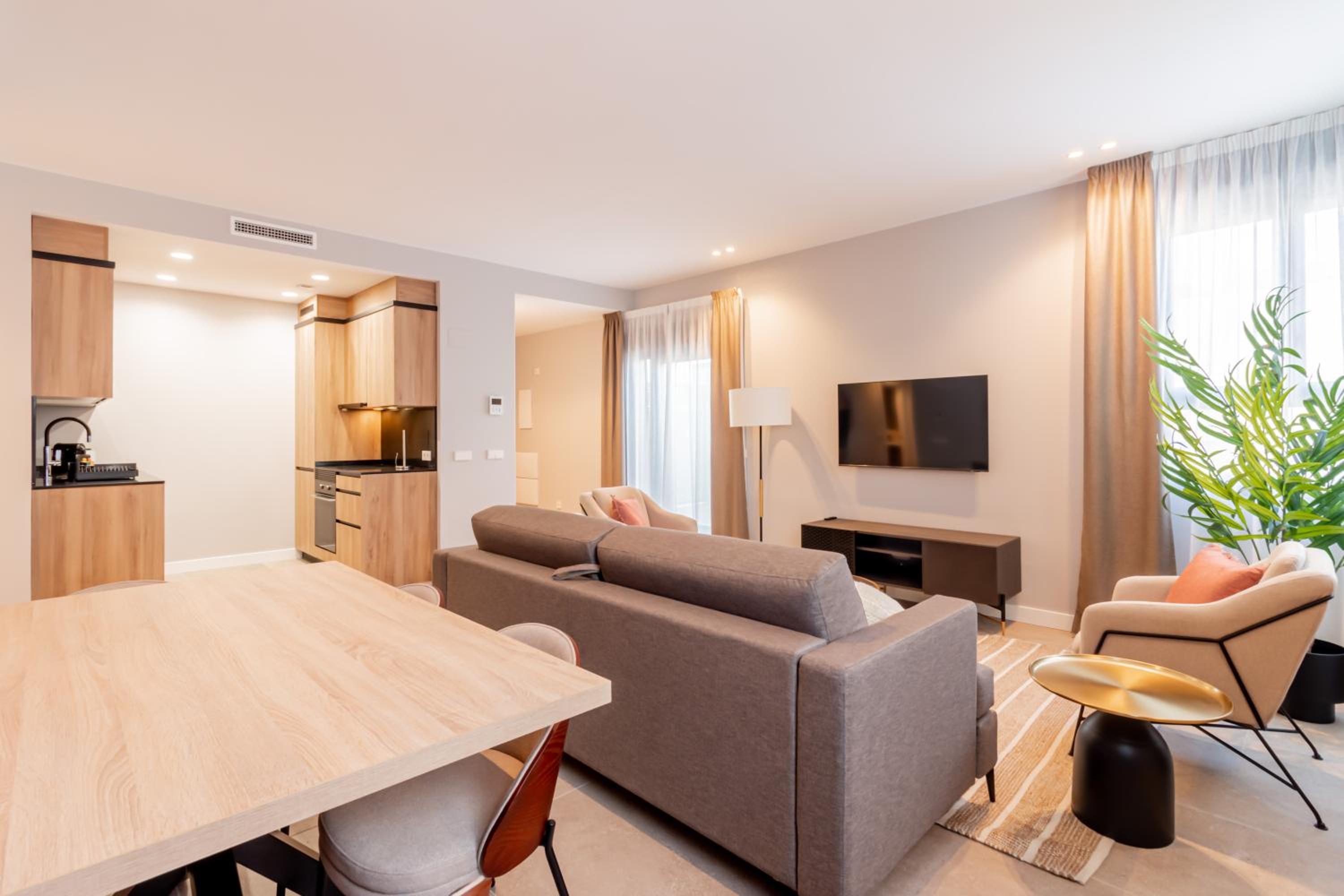Apartamento de Dos Habitaciones con Terraza