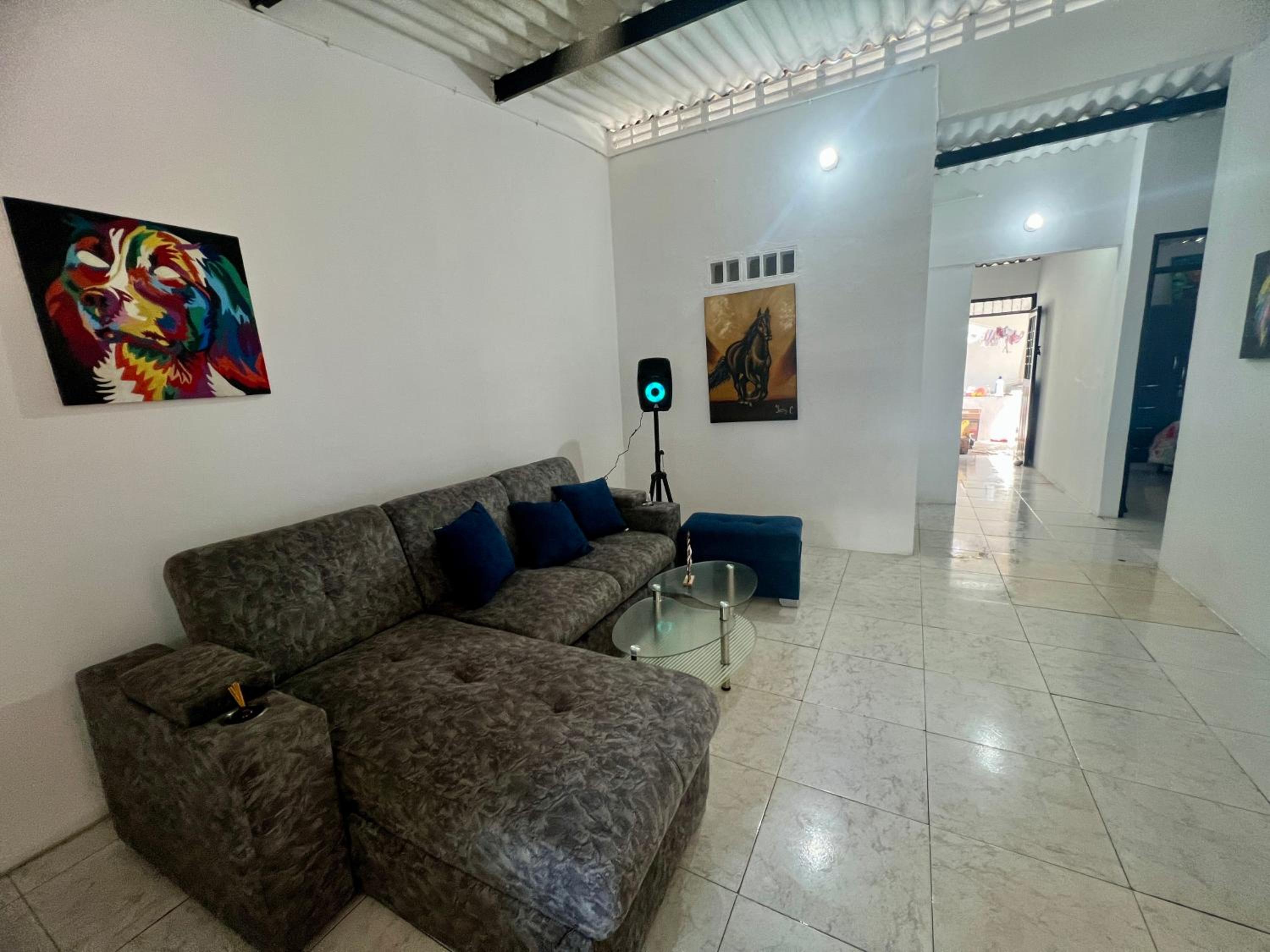 One-Bedroom House photo 3