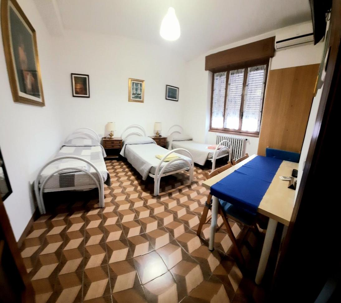 Triple Room photo 3