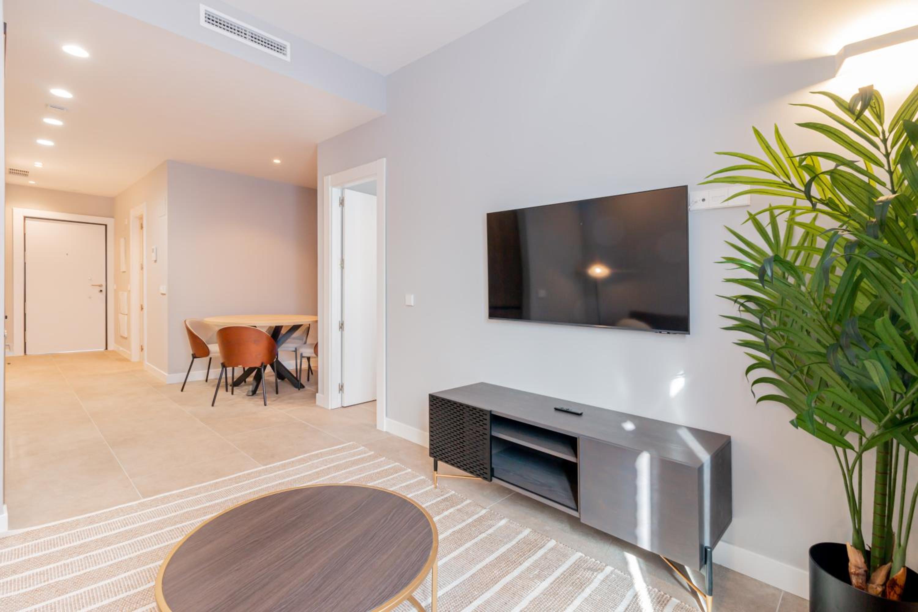 One-Bedroom Apartment photo 2