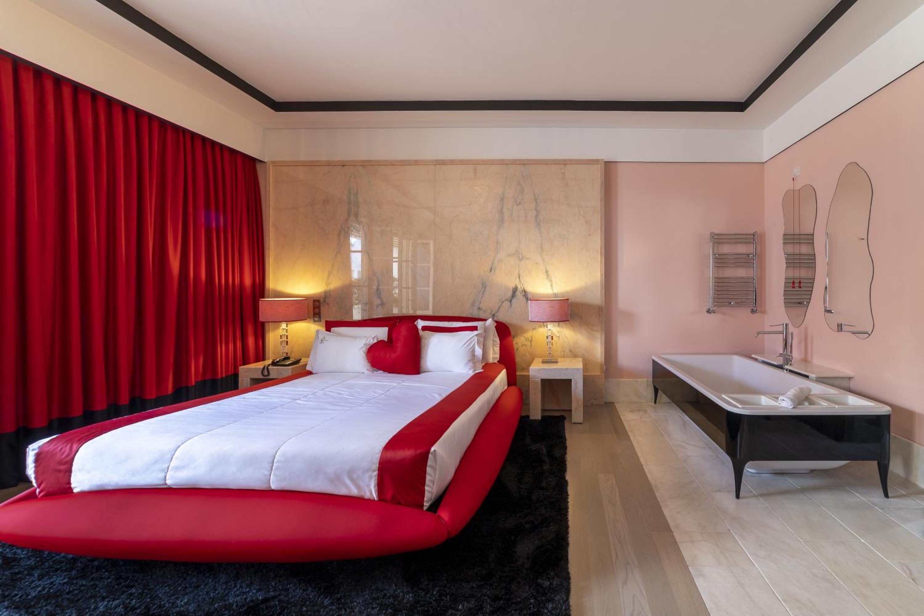 Queen Suite