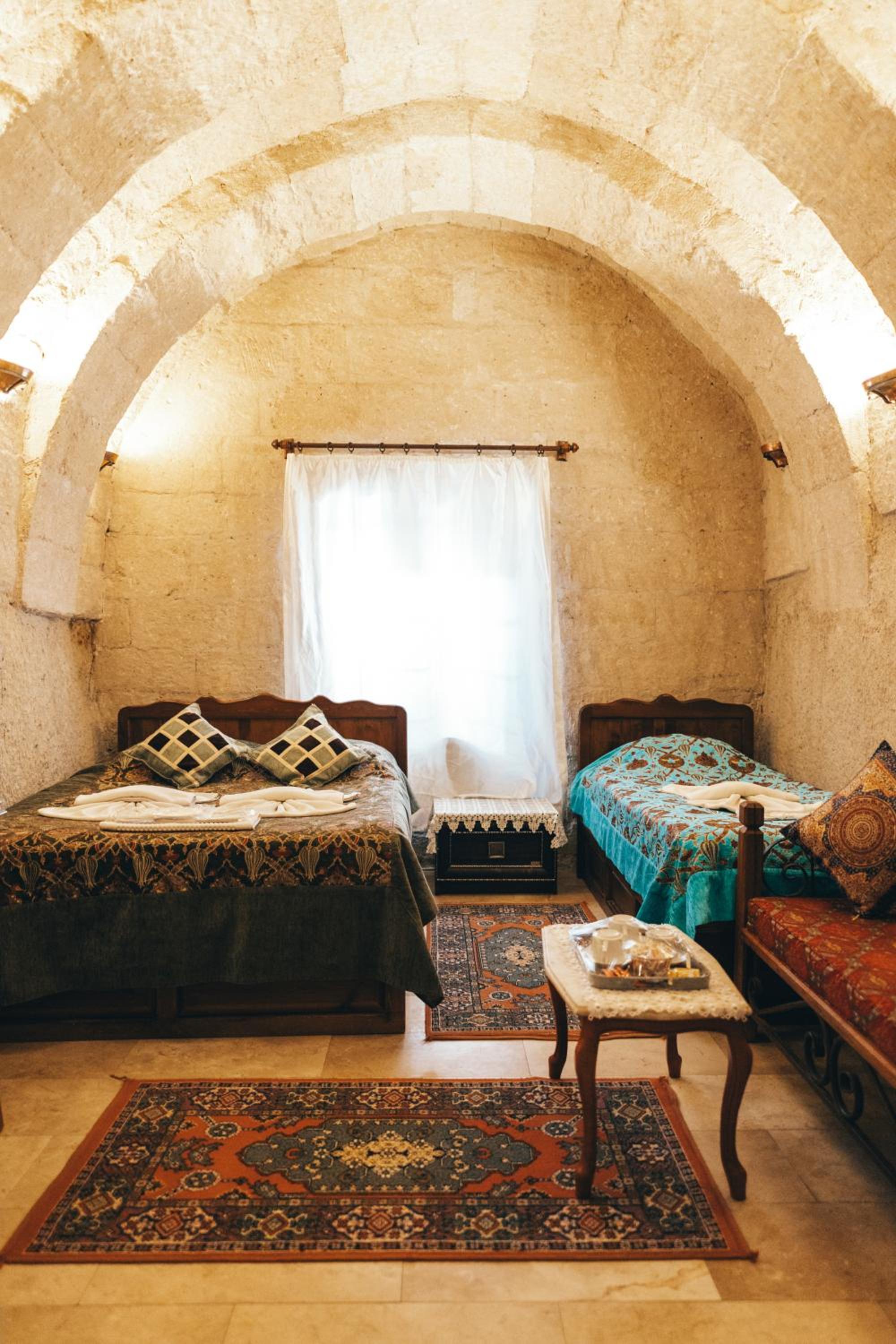 Cave Room (3 Adults)