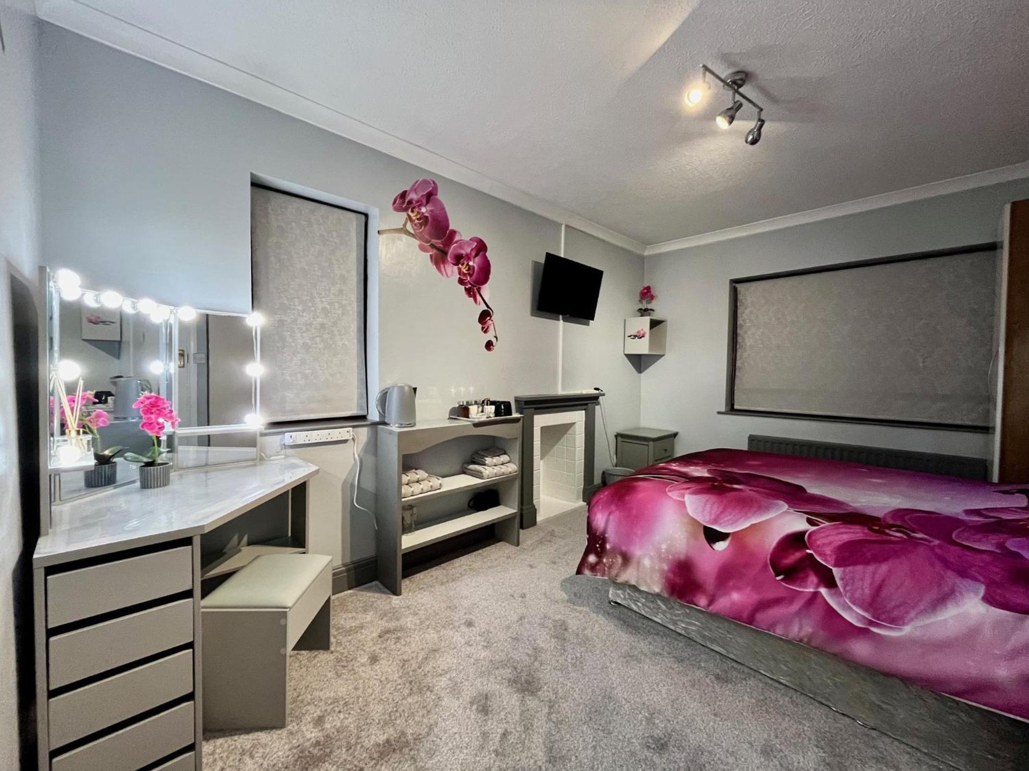 King Room with Garden View