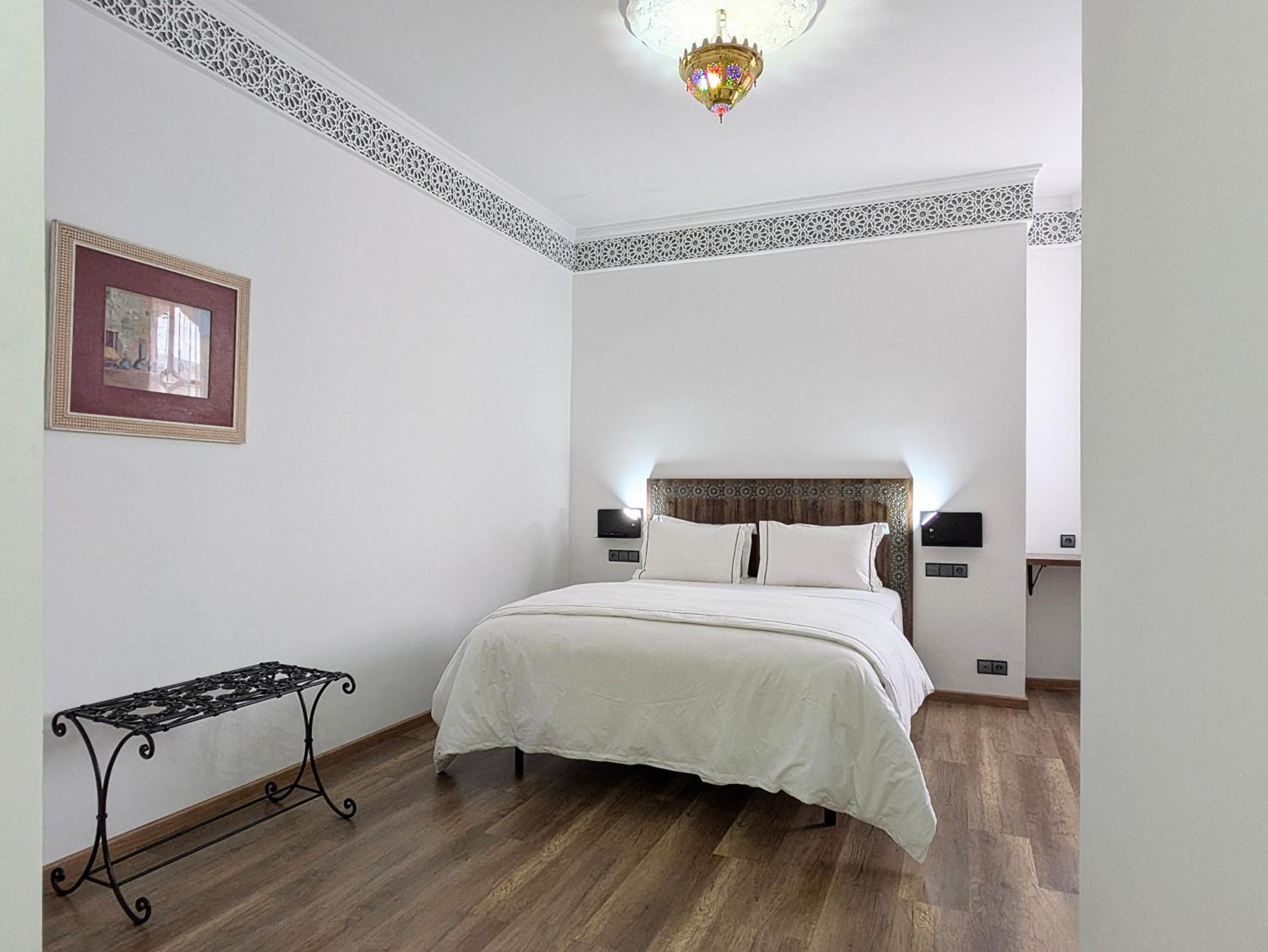 Superior King Room photo 2