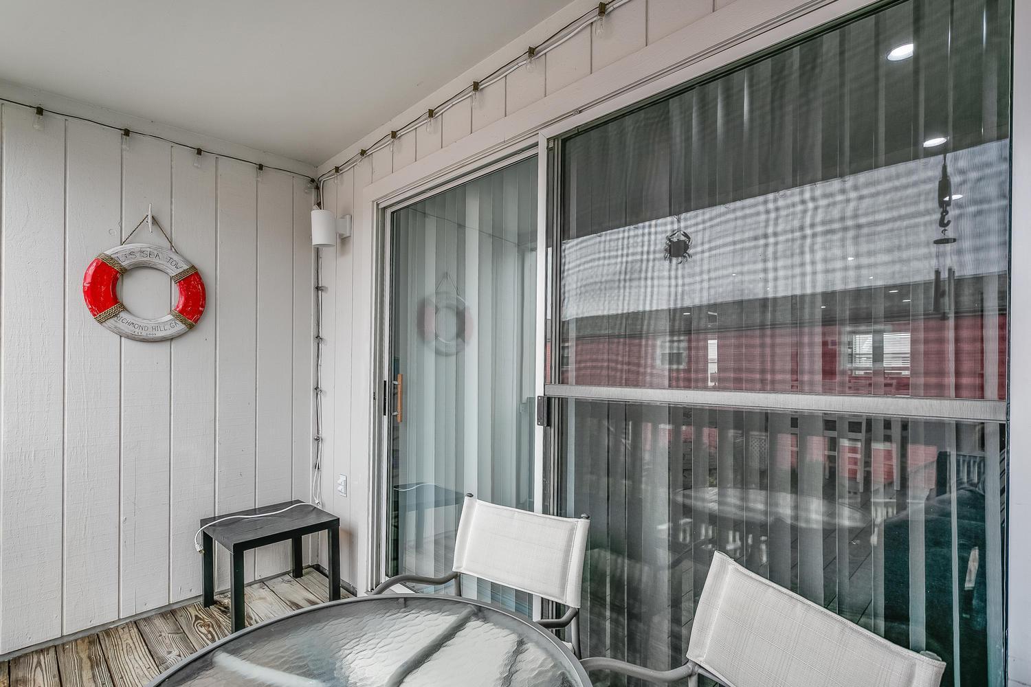 Two-Bedroom Apartment with Balcony photo 2
