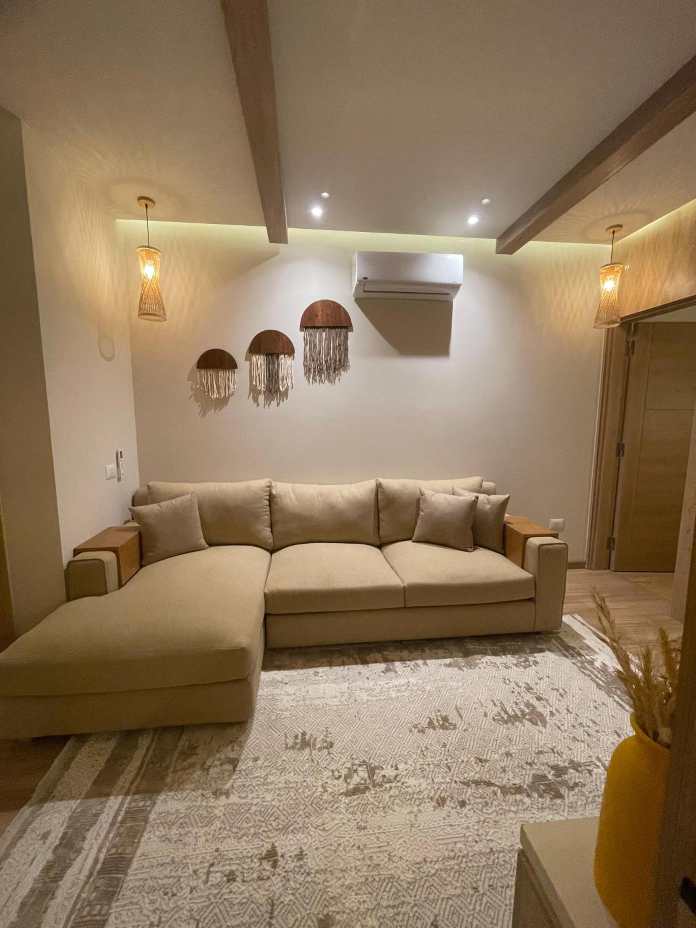 Three-Bedroom Apartment with Balcony photo 2