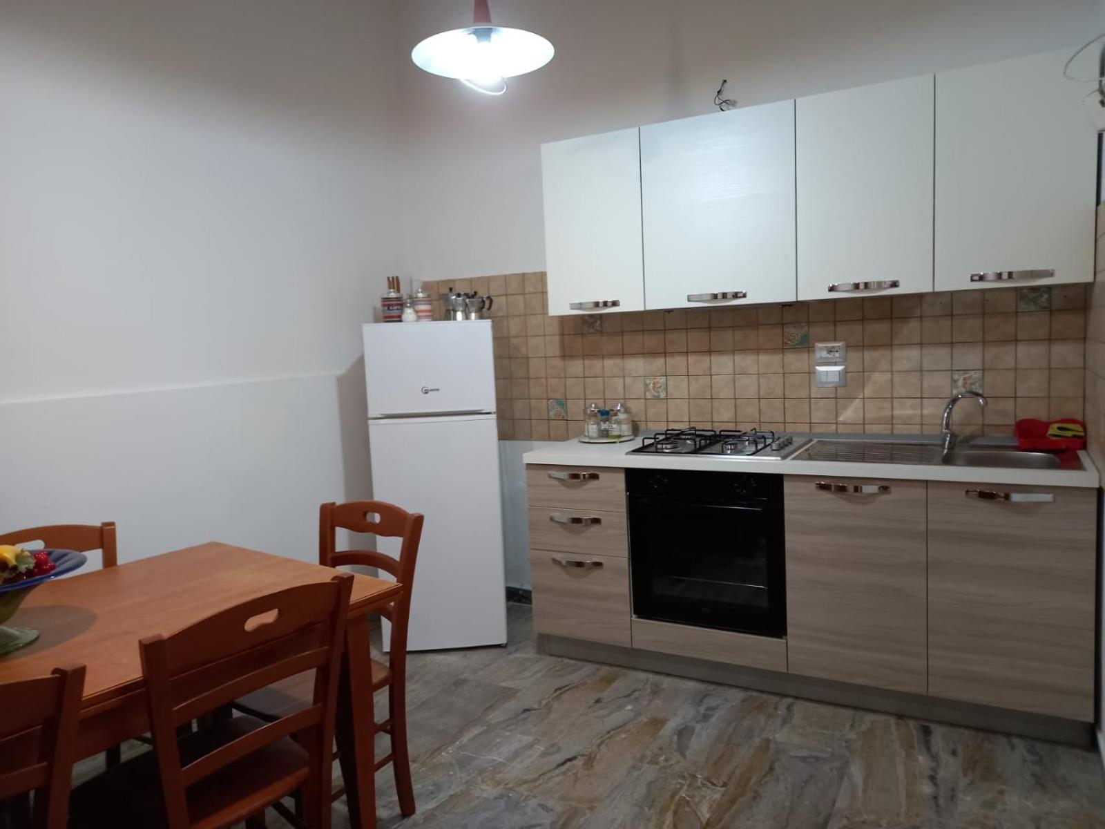 Two-Bedroom Apartment - Photo 7